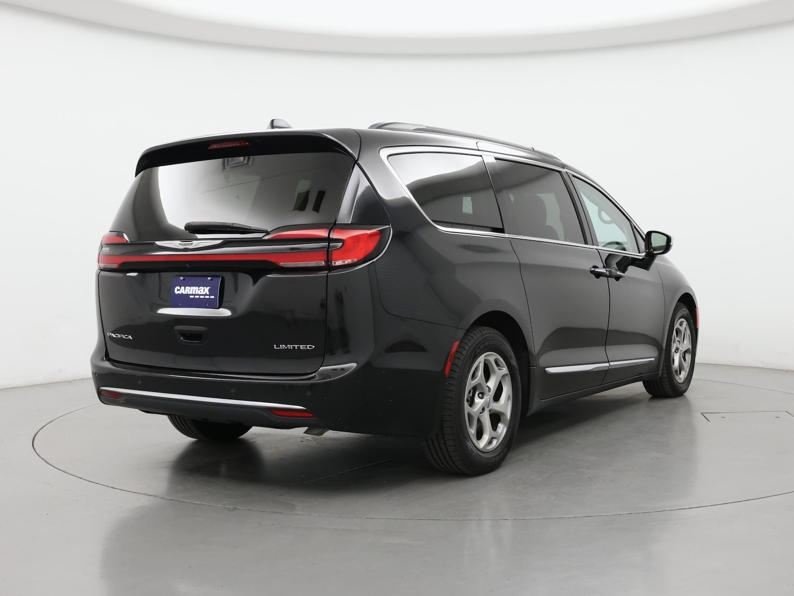 2023 Chrysler Pacifica Limited - Photo 9
