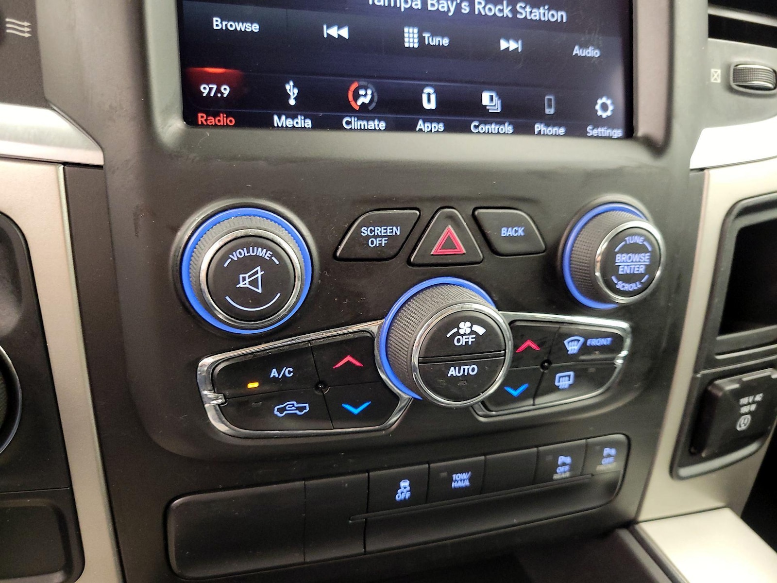 2019 RAM Ram 1500 Classic Big Horn - Photo 17