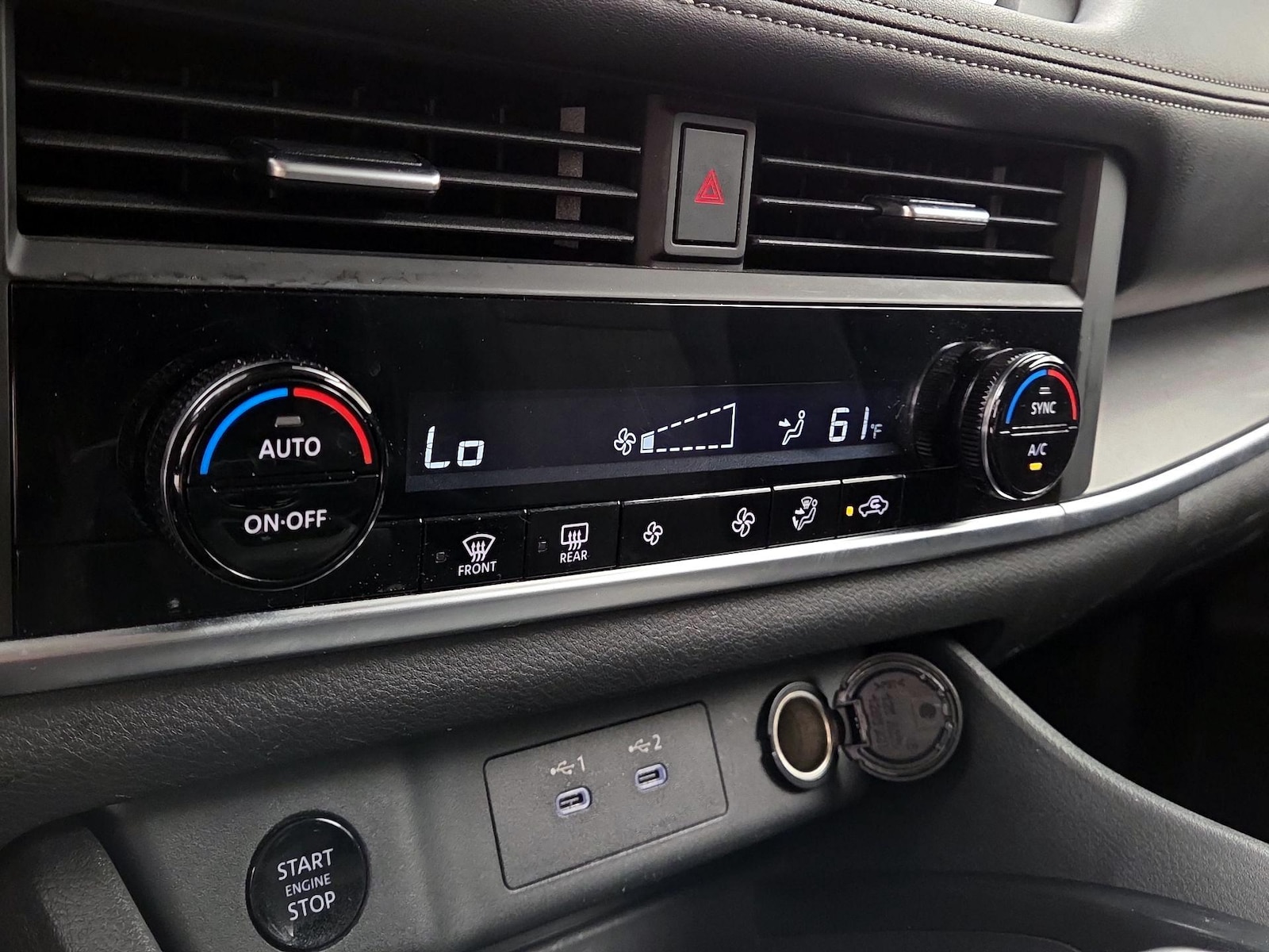 2025 Nissan Rogue SV - Photo 17