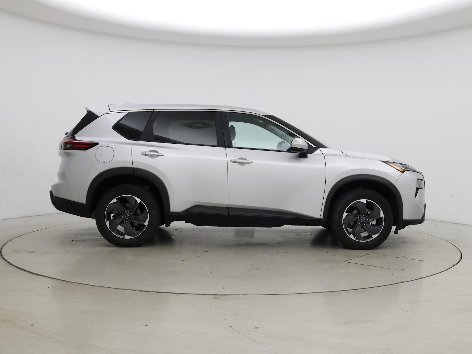 2025 Nissan Rogue SV - Photo 8