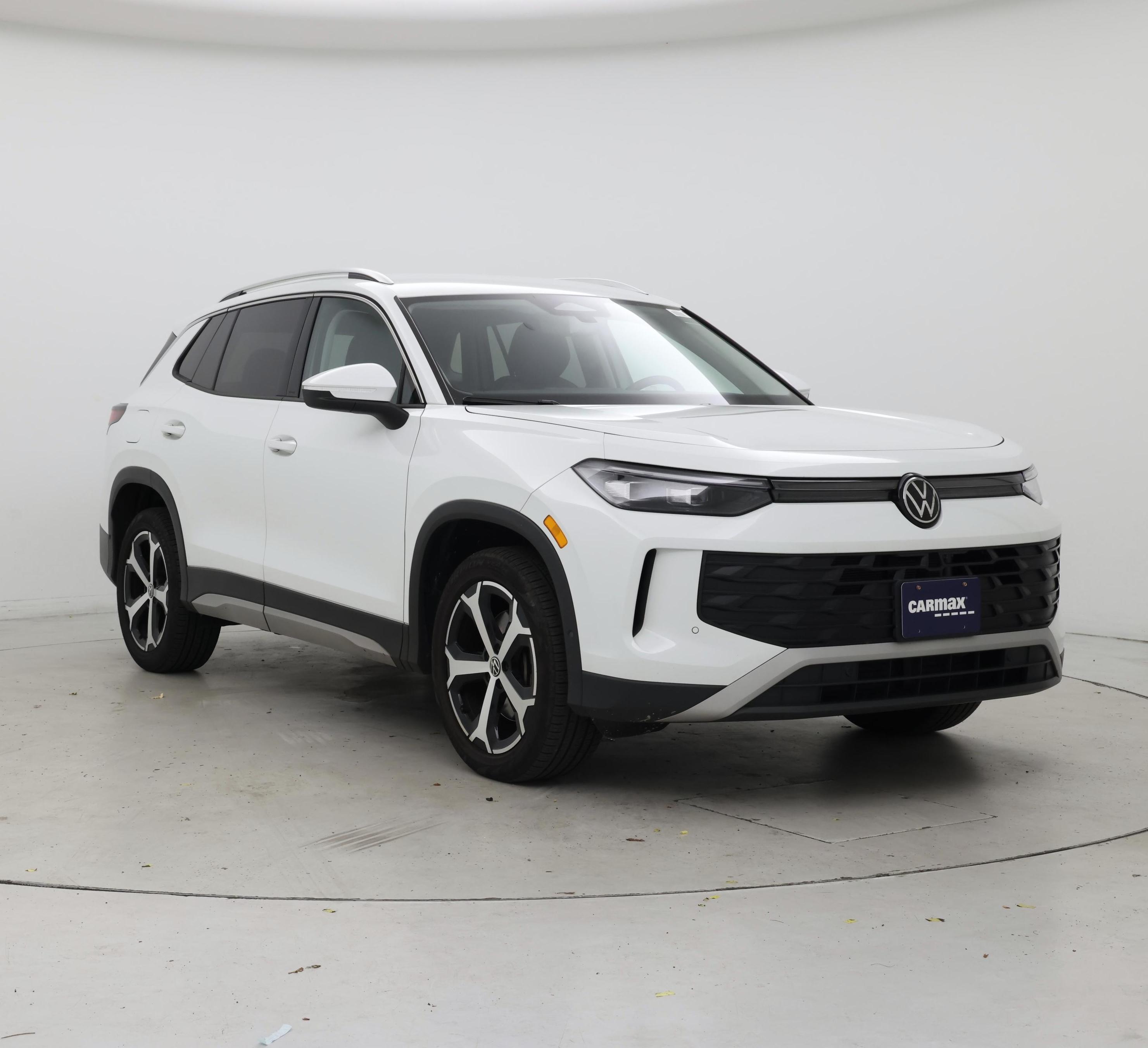 White 2026 Volkswagen Tiguan SUV / Crossover All-Wheel Drive Automatic