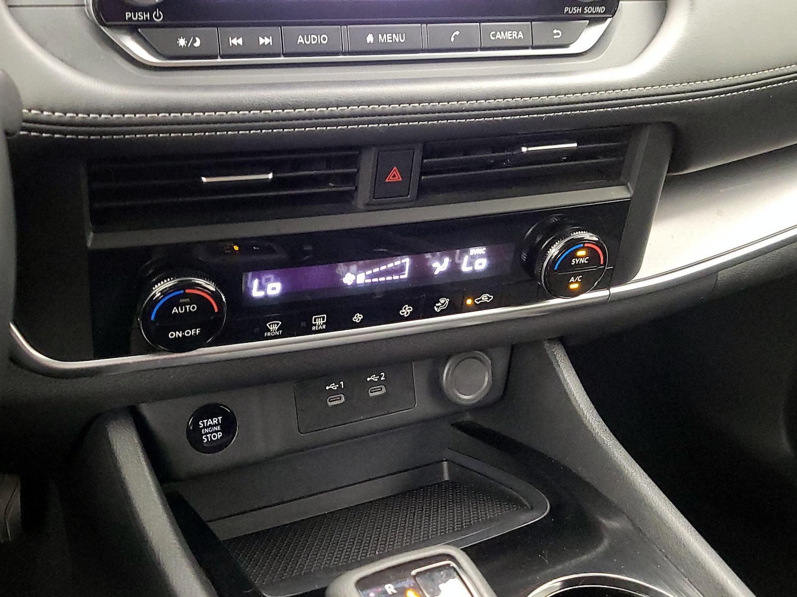 2025 Nissan Rogue SV - Photo 17