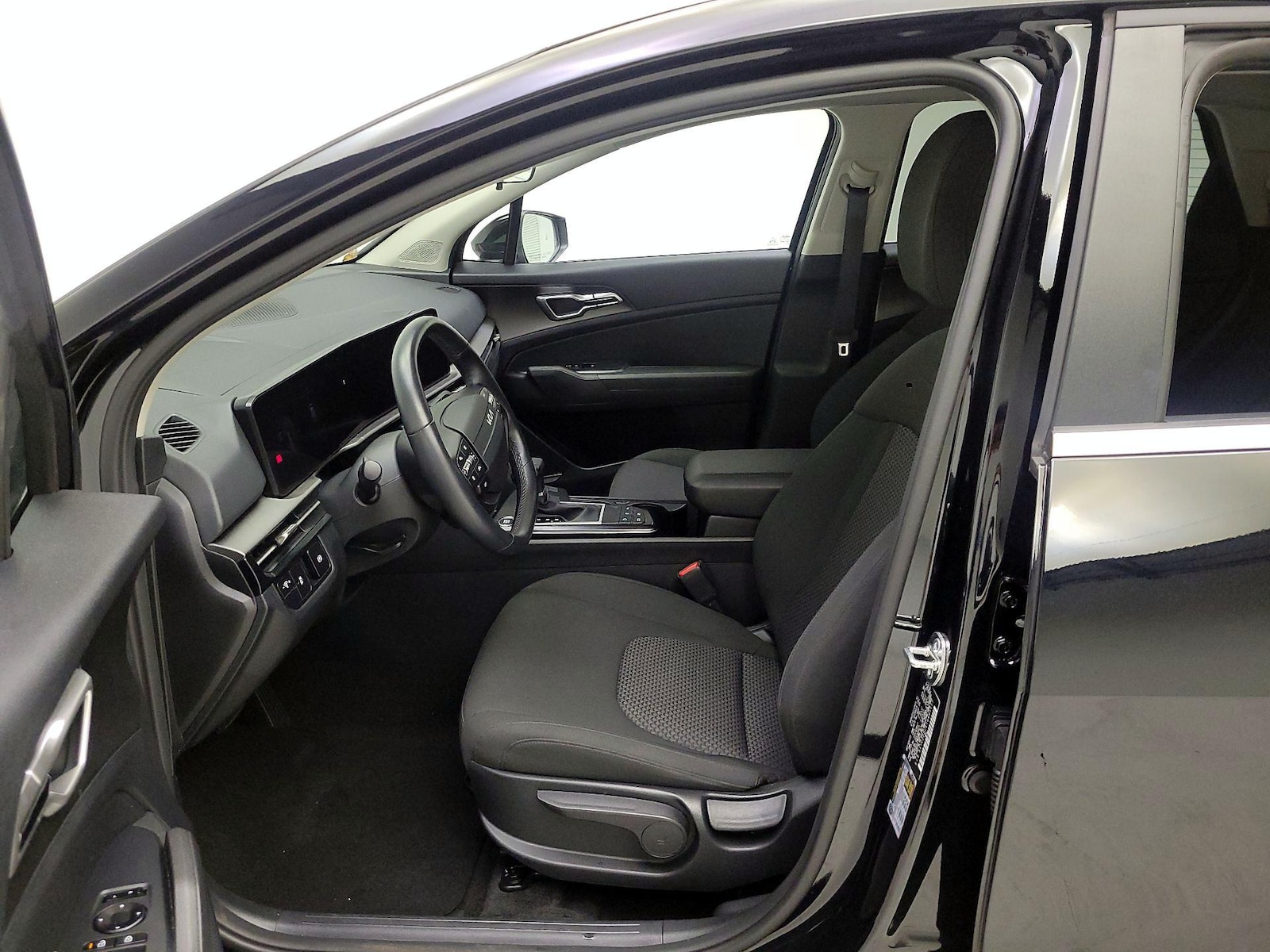 2026 Kia Sportage LX - Photo 12