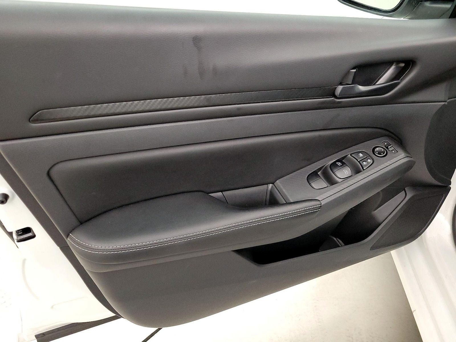 2026 Nissan Altima SV - Photo 11