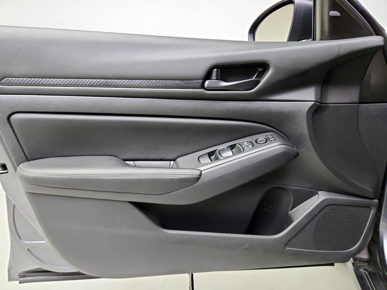 2026 Nissan Altima SV - Photo 11