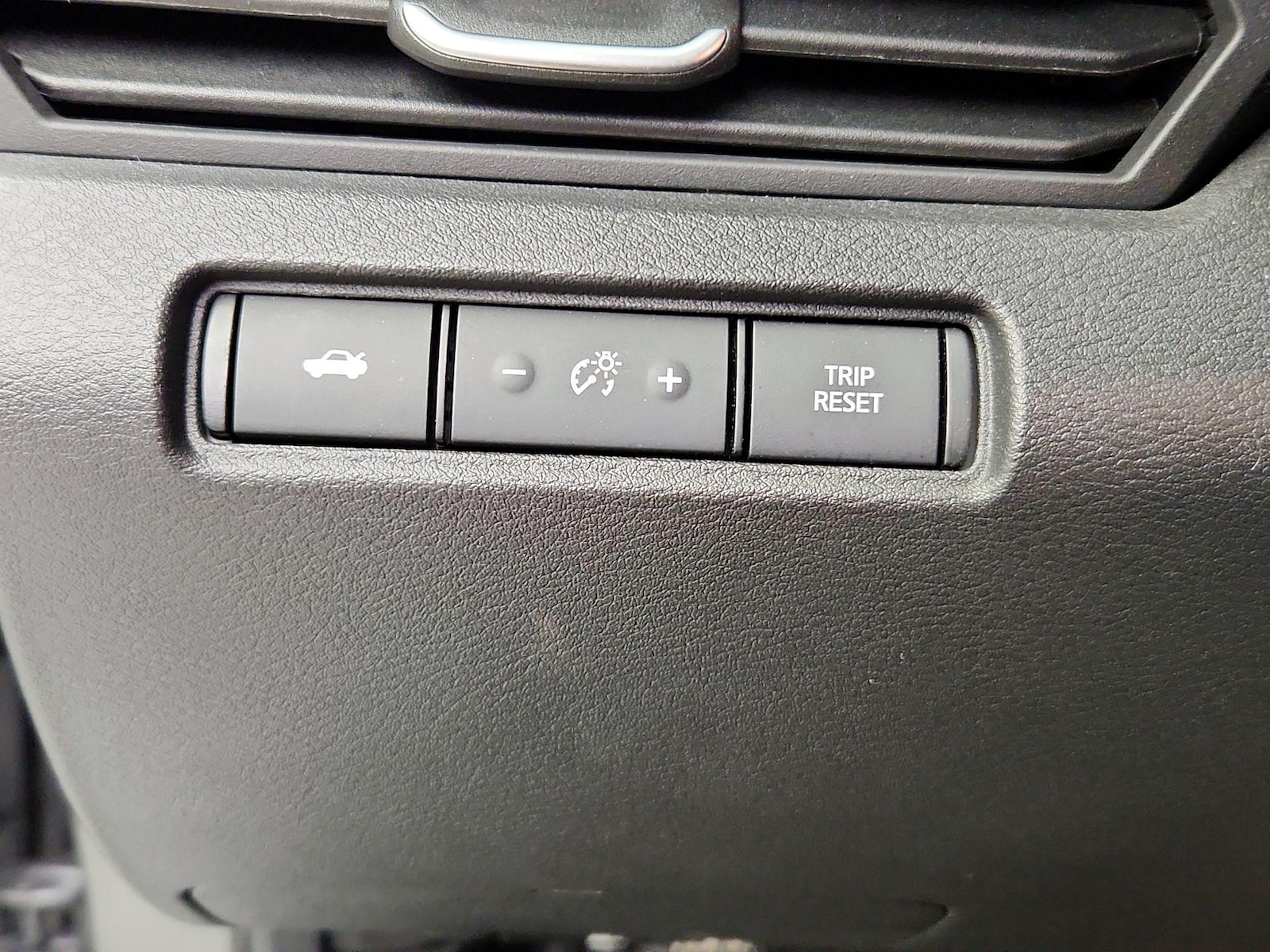 2026 Nissan Altima SV - Photo 12