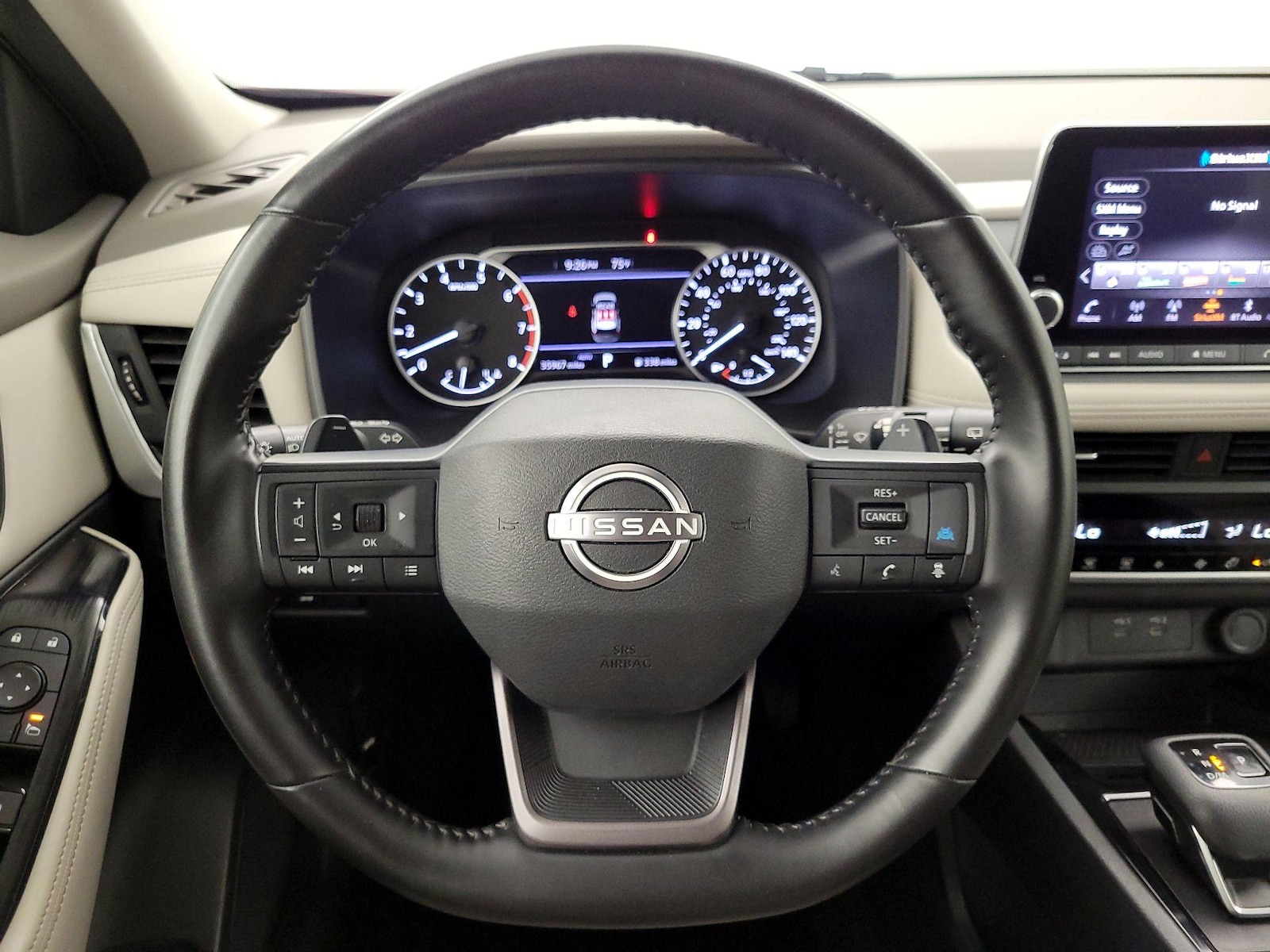 2025 Nissan Rogue SV - Photo 11