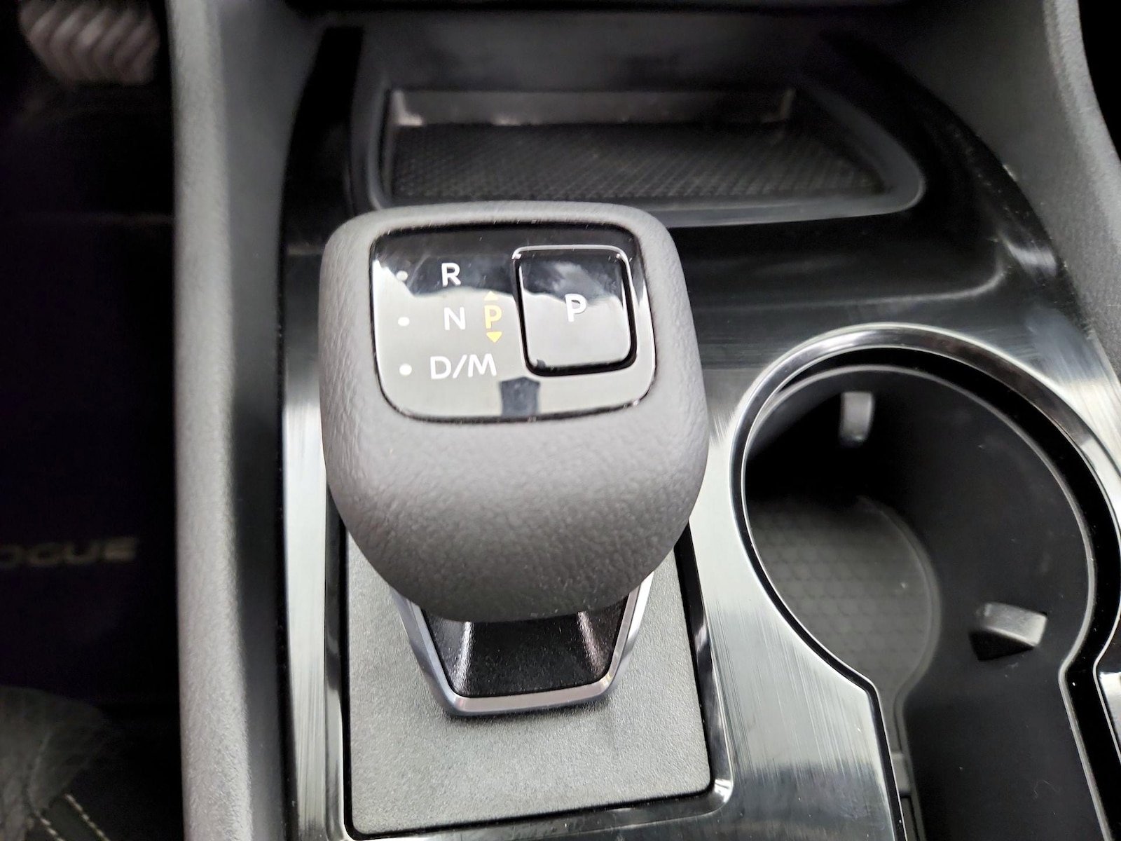 2026 Nissan Rogue SV - Photo 18