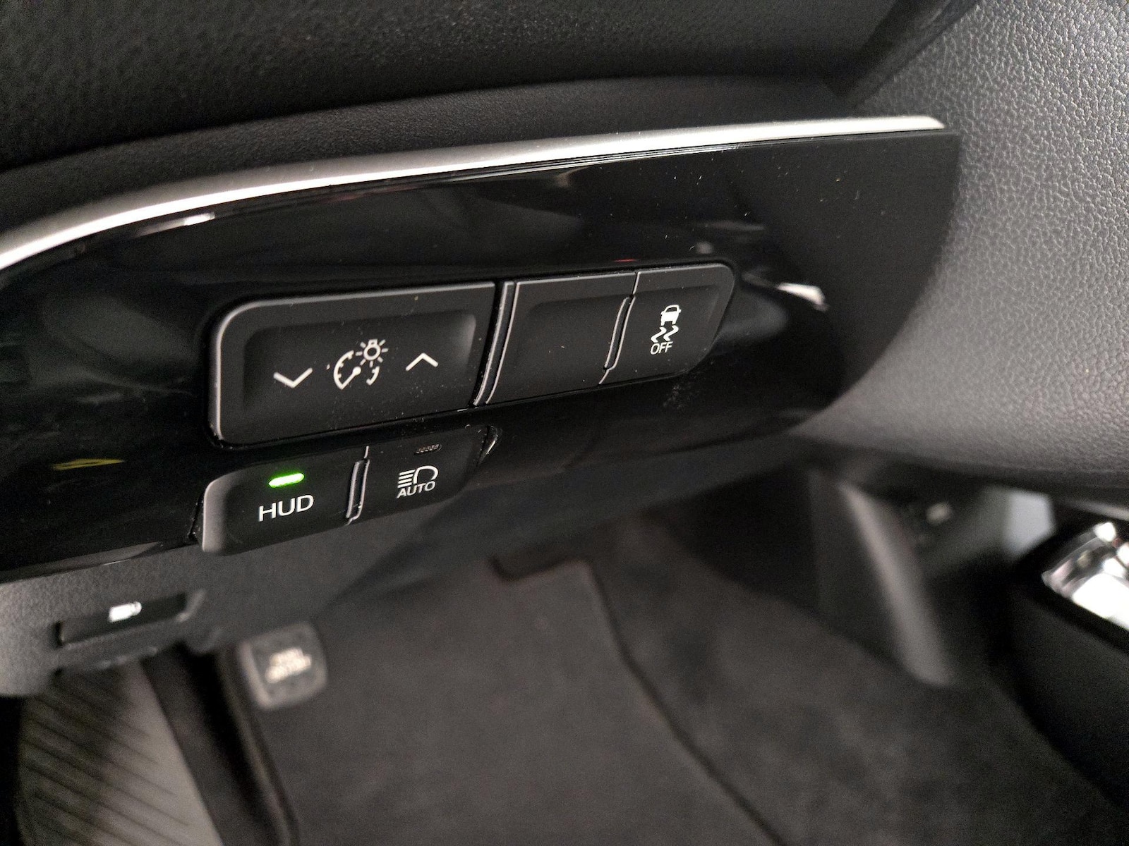 2017 Toyota Prius Four - Photo 14