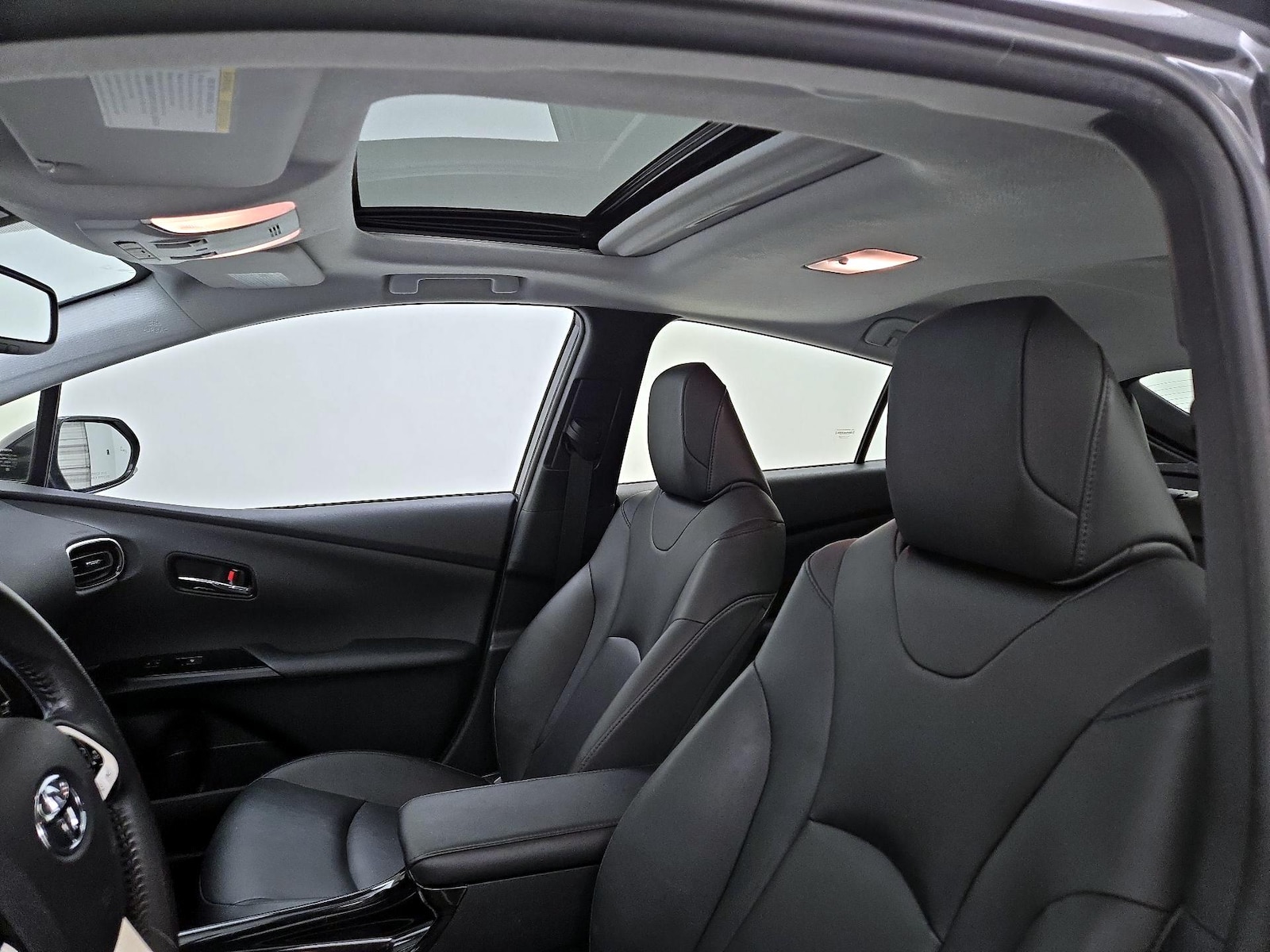 2017 Toyota Prius Four - Photo 21