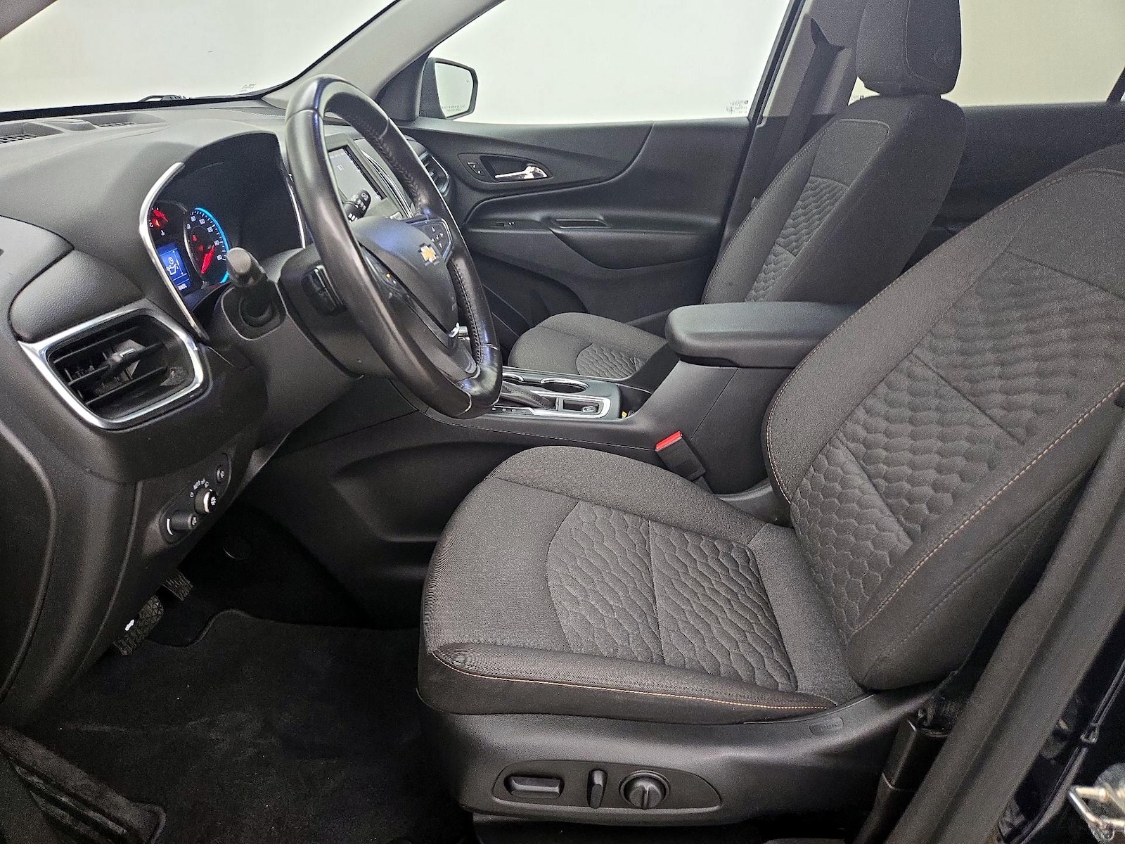 2020 Chevrolet Equinox LT, photo 12