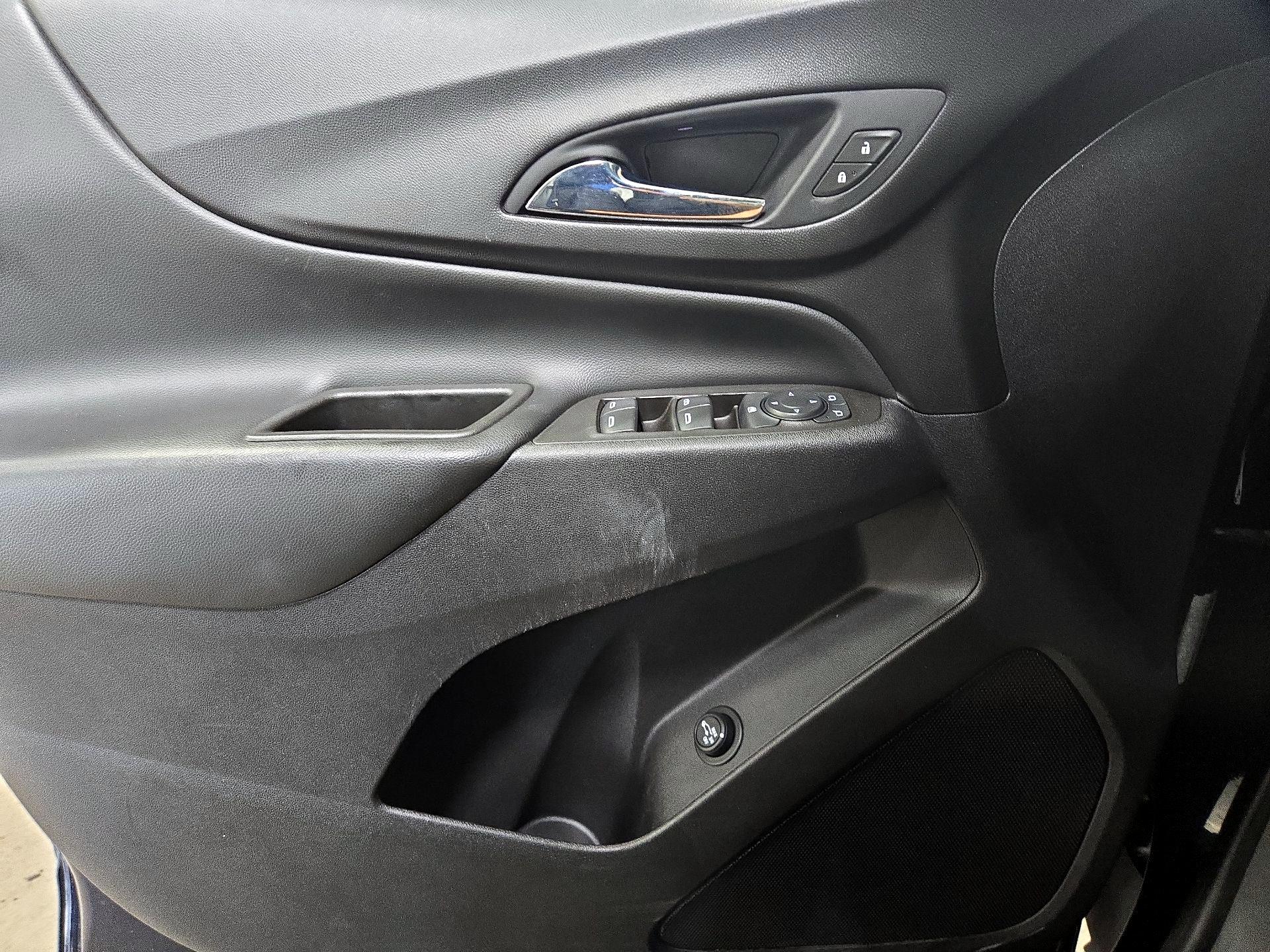 Thumbnail: 2020 Chevrolet Equinox - 12