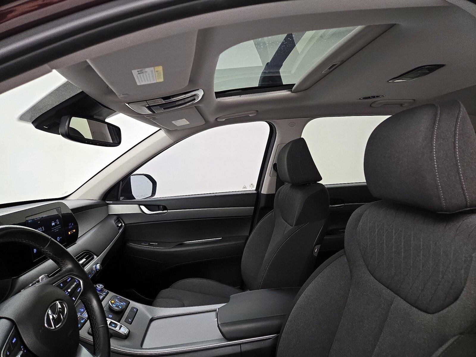 Sunroof(s) & Overhead Airbags