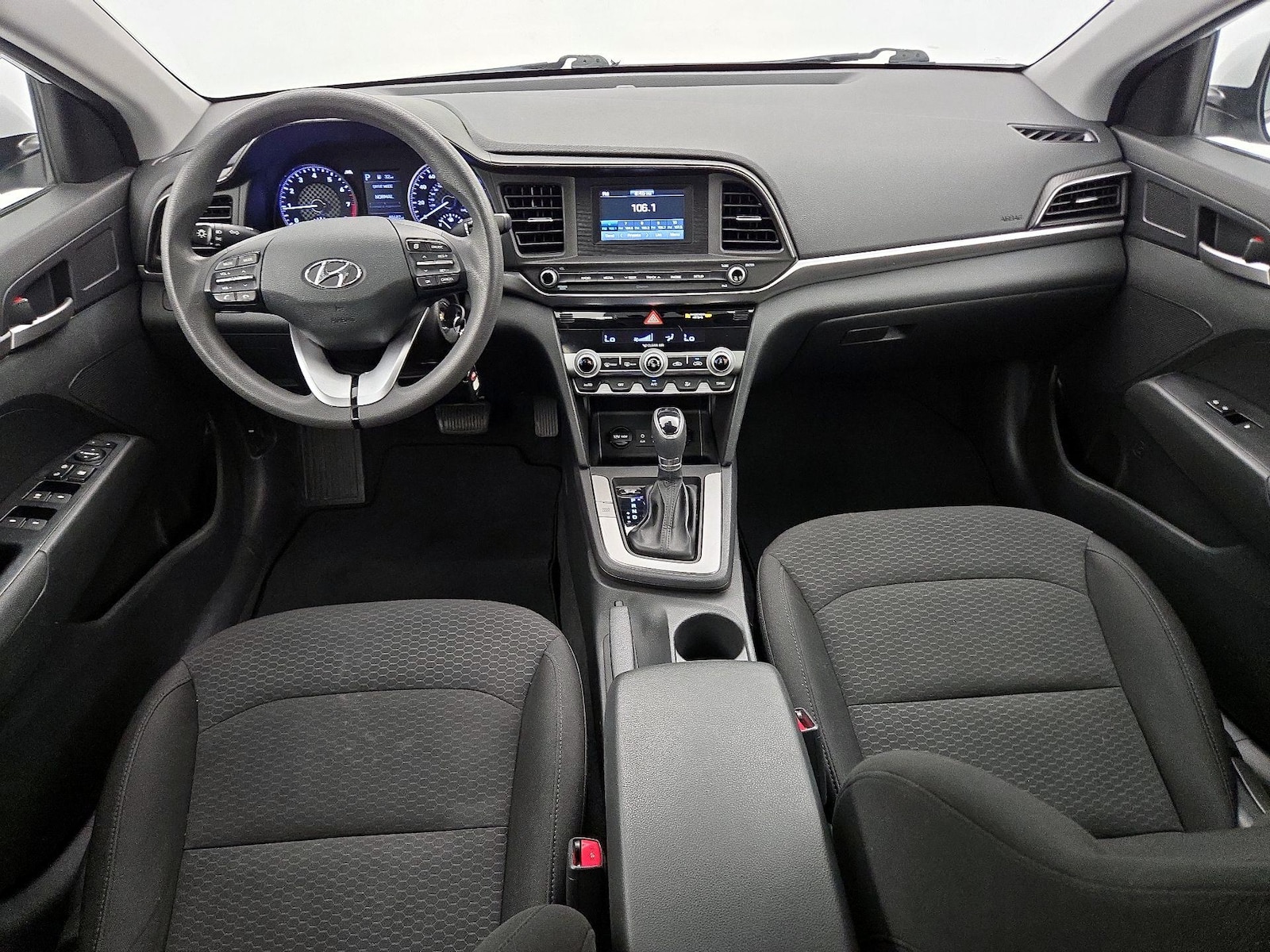 2020 Hyundai Elantra SE - Photo 10