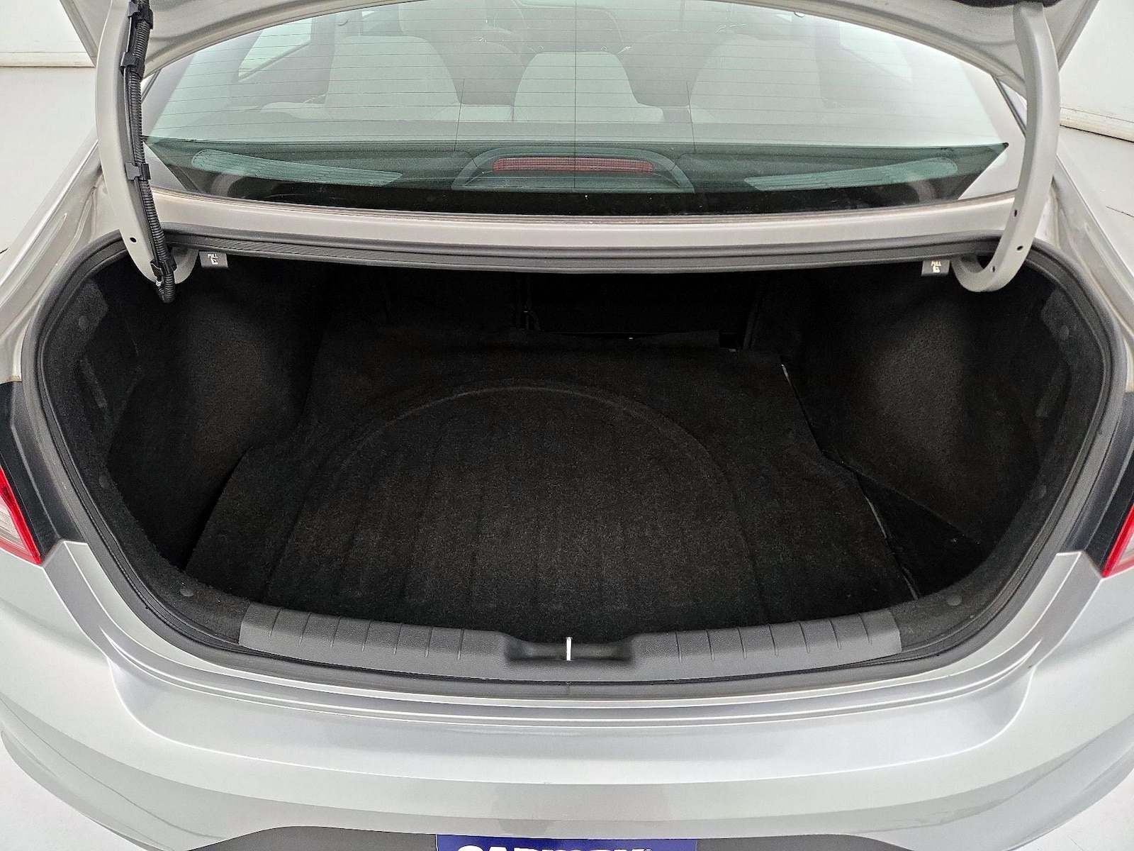 2020 Hyundai Elantra SE - Photo 21