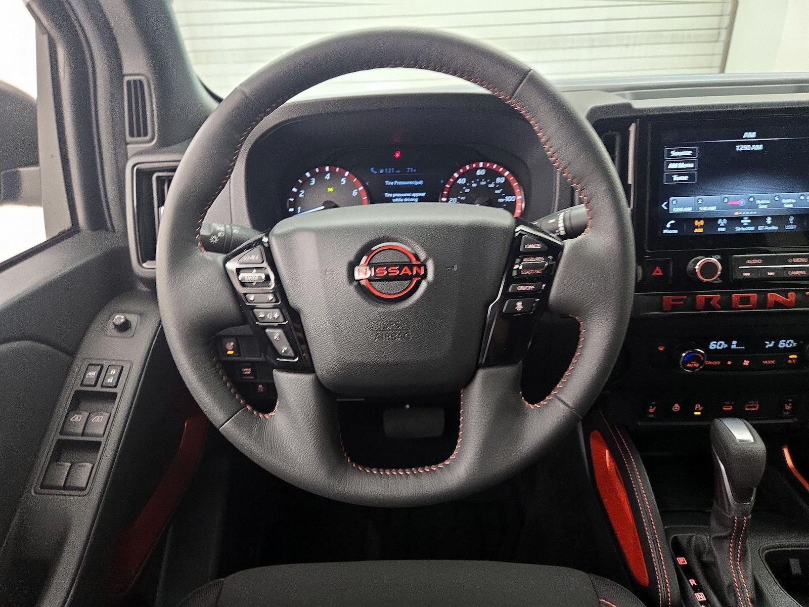 2026 Nissan Frontier PRO-X - Photo 11