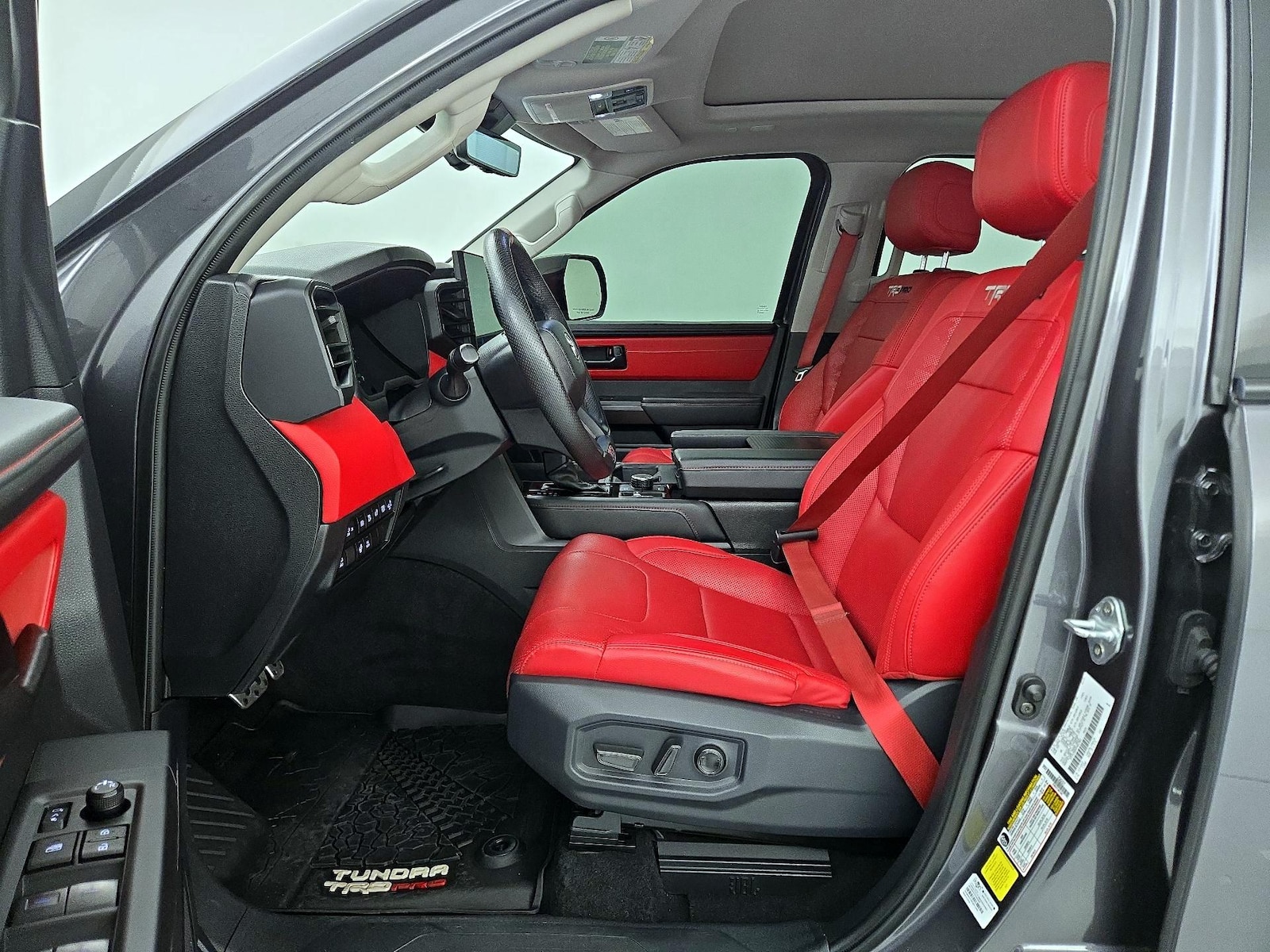 2023 Toyota Tundra TRD Pro - Photo 12