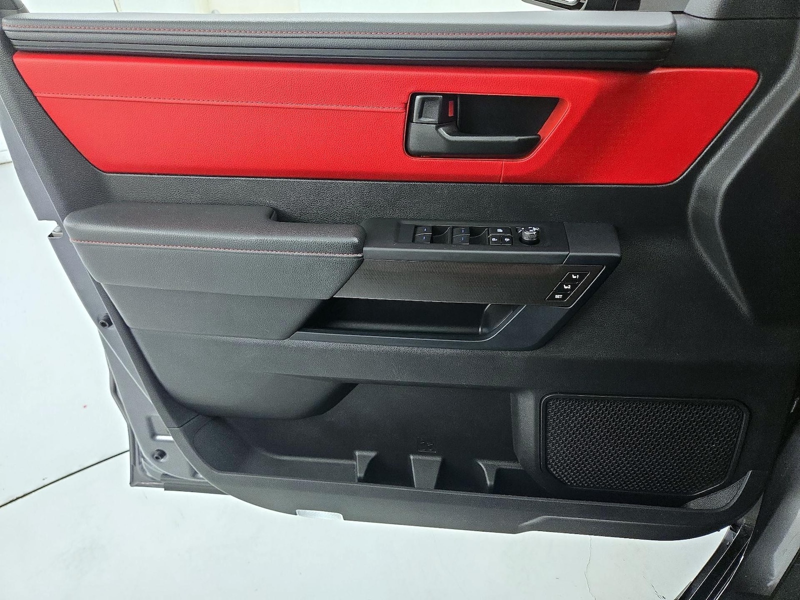 2023 Toyota Tundra TRD Pro - Photo 13