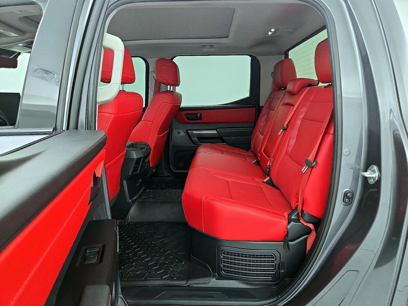2023 Toyota Tundra TRD Pro - Photo 21