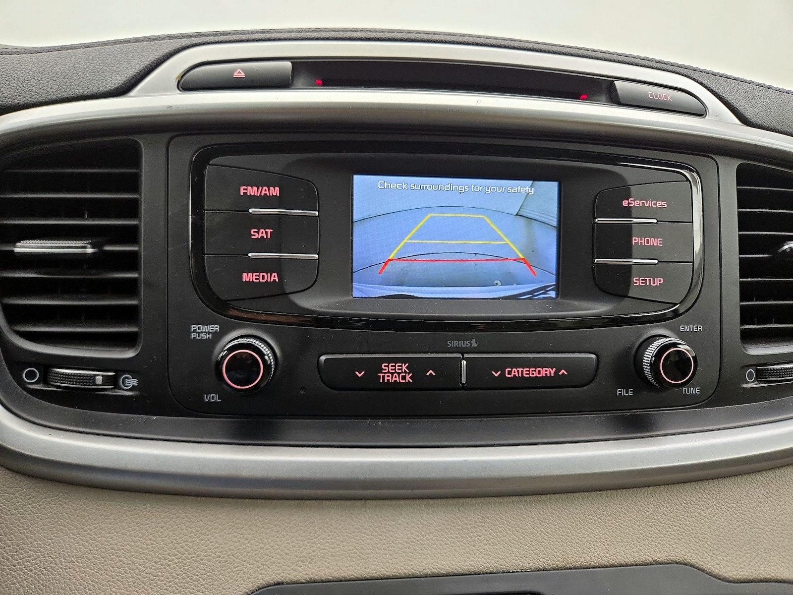 2016 Kia Sorento LX - Photo 15