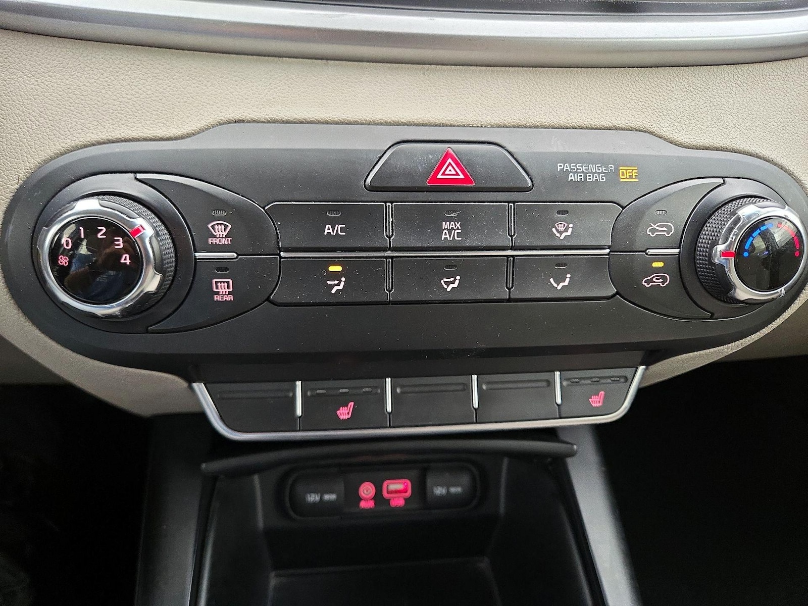 2016 Kia Sorento LX - Photo 17
