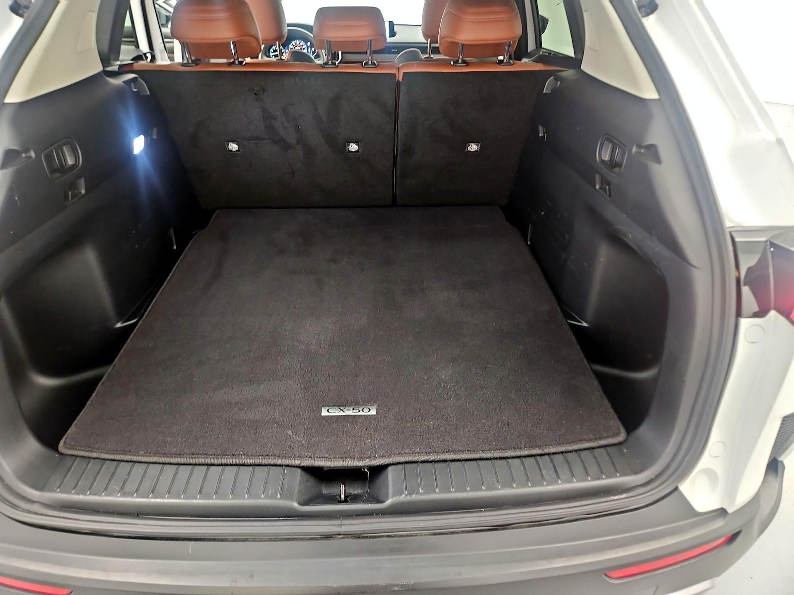 2025 Mazda CX-50 Premium - Photo 23