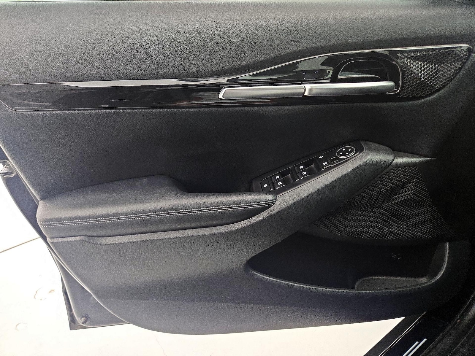 2021 Kia Seltos EX - Photo 13