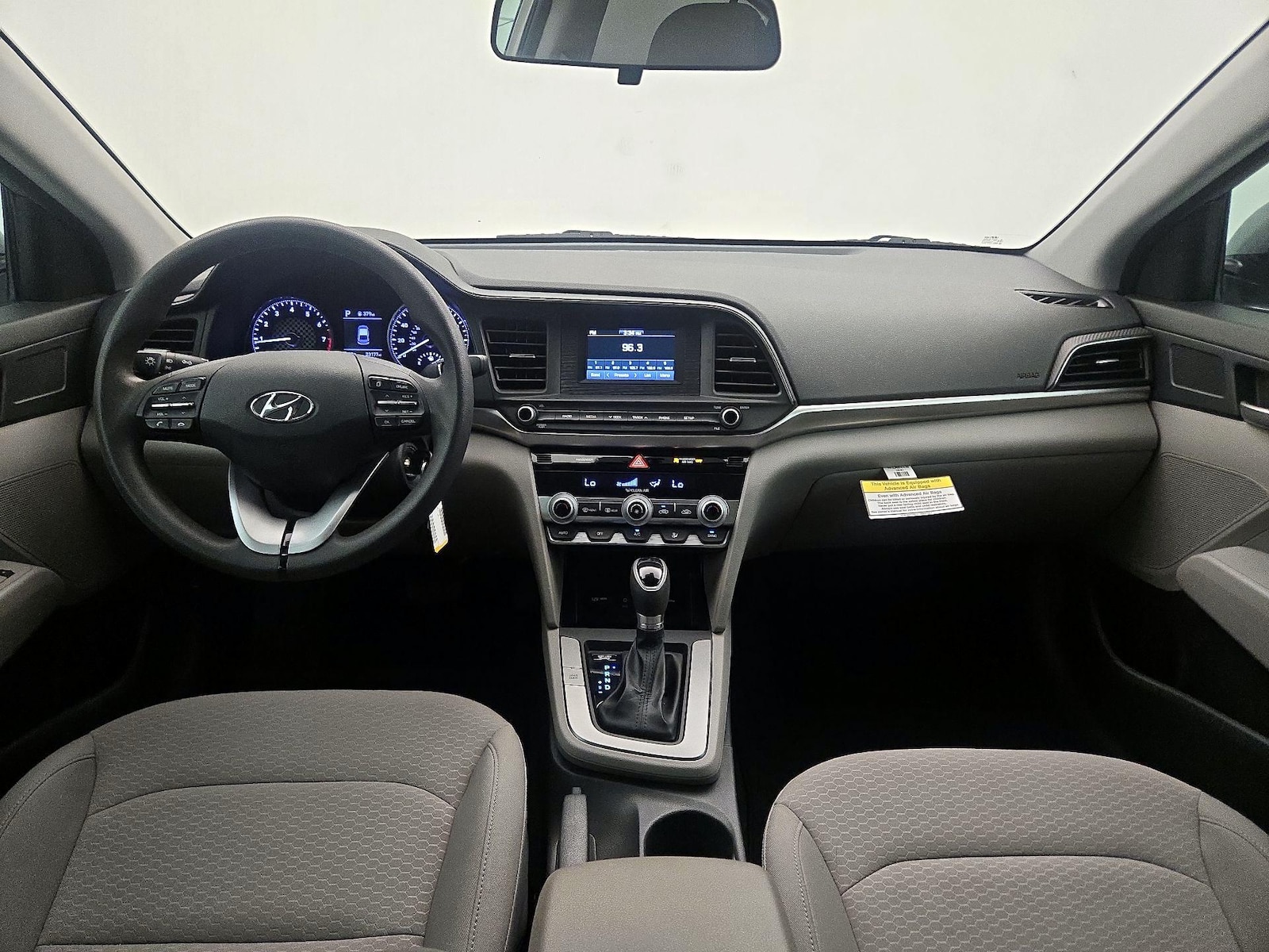 2020 Hyundai Elantra SE - Photo 10