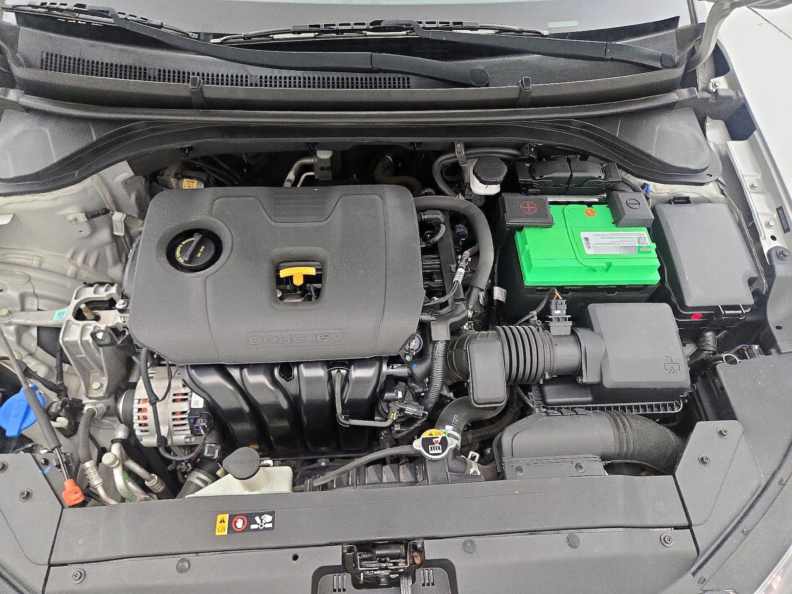 2020 Hyundai Elantra SE - Photo 22