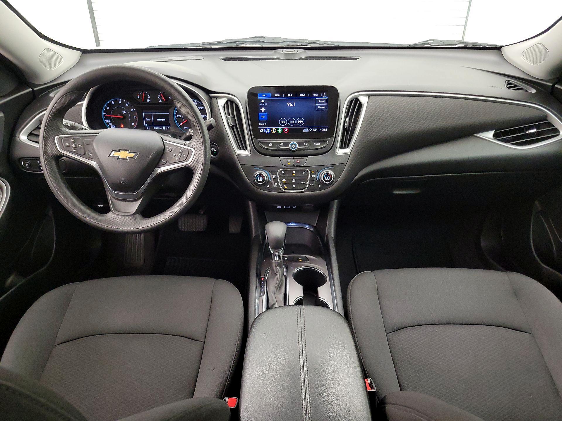 Thumbnail: 2023 Chevrolet Malibu - 9