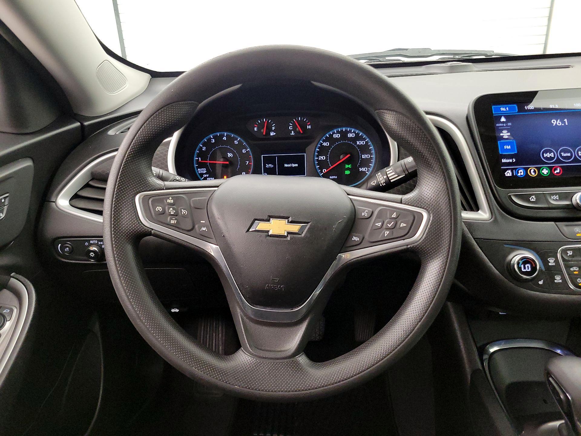 Thumbnail: 2023 Chevrolet Malibu - 10