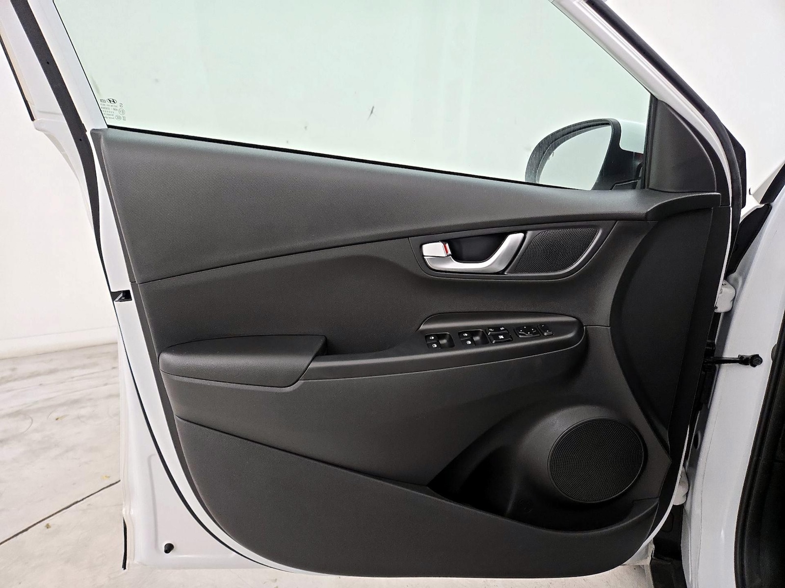 2023 Hyundai Kona SEL - Photo 13