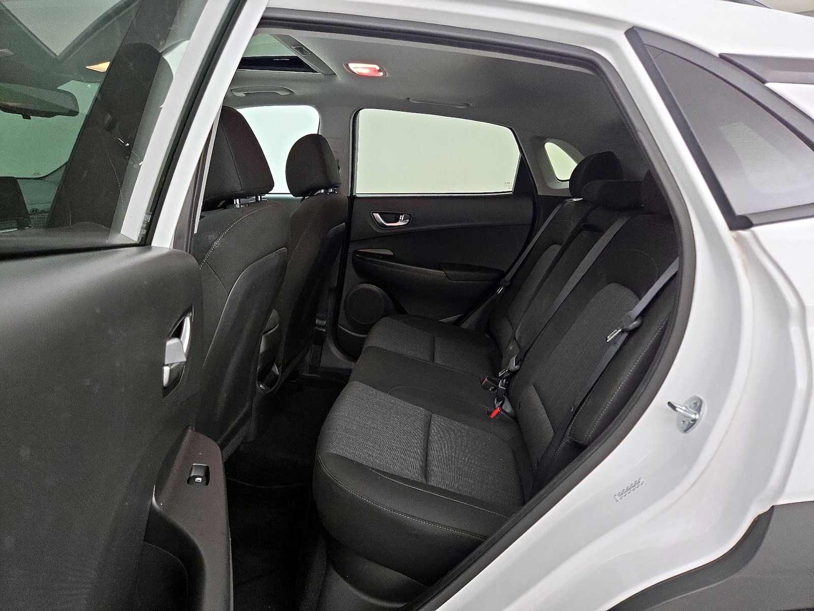 2023 Hyundai Kona SEL - Photo 22