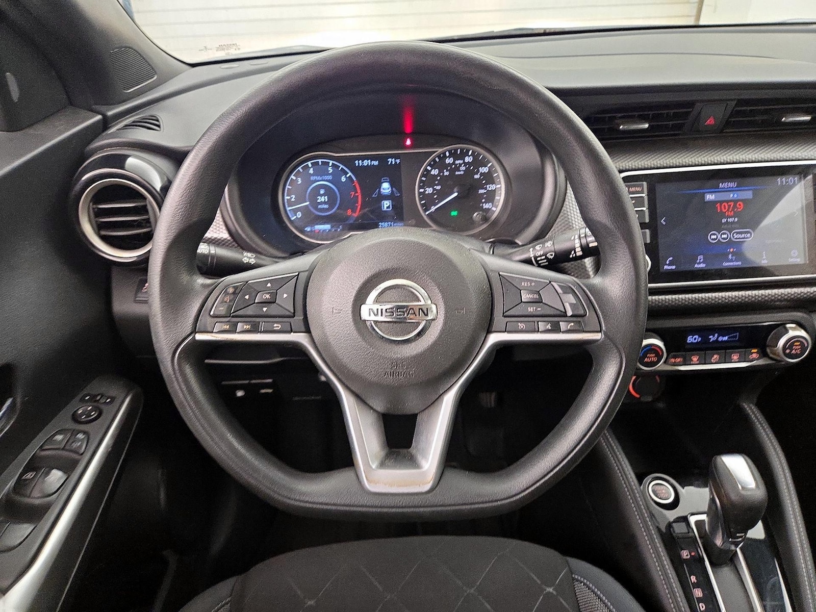 2019 Nissan Kicks SV - Photo 11