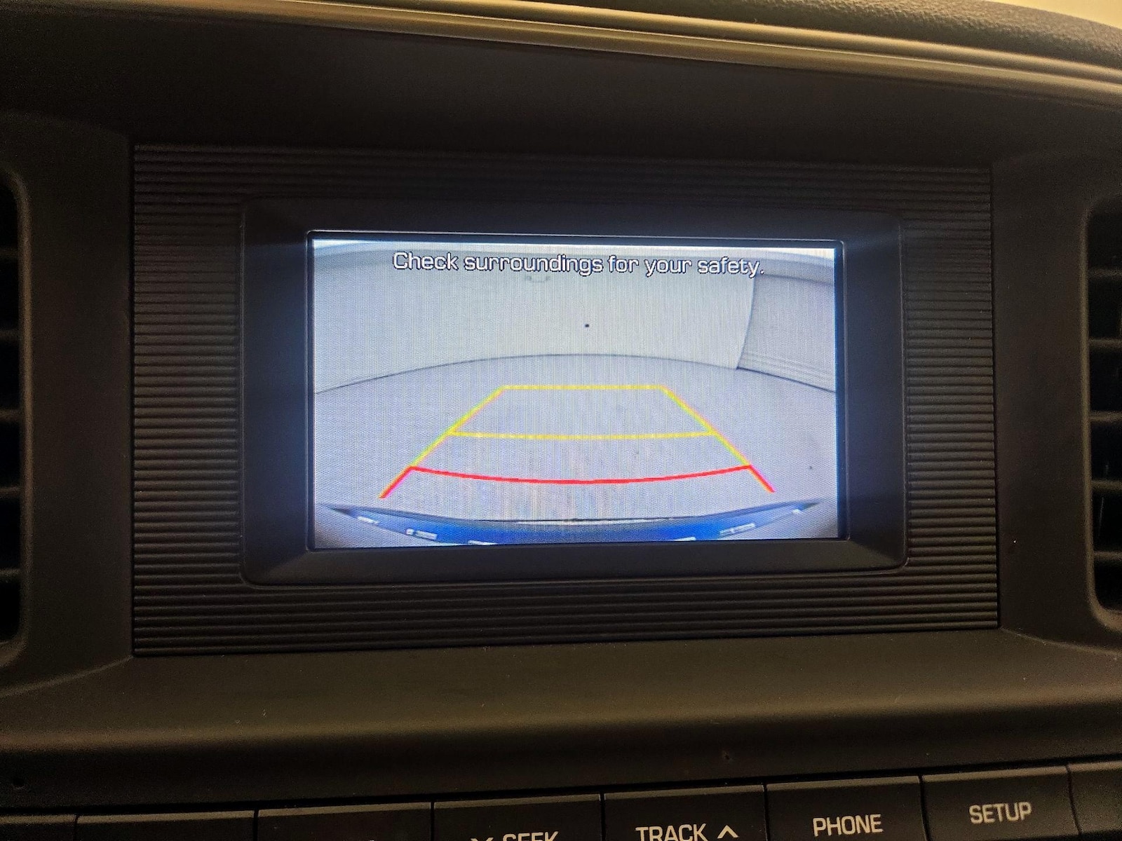 2020 Hyundai Elantra SE - Photo 15