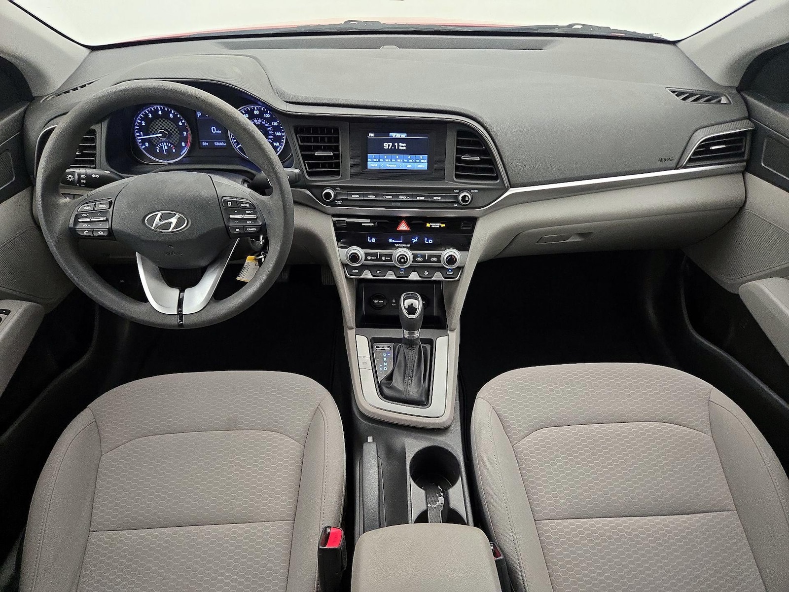 2020 Hyundai Elantra SE - Photo 10