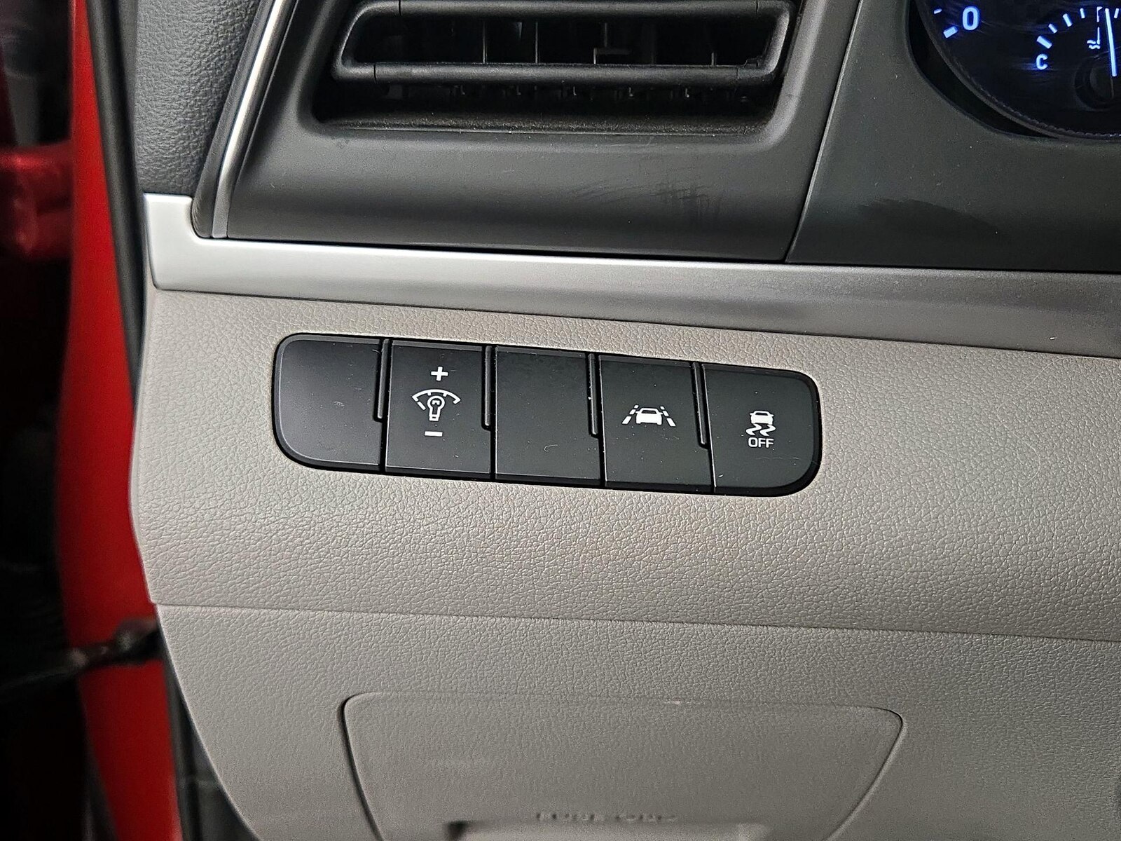 2020 Hyundai Elantra SE - Photo 14