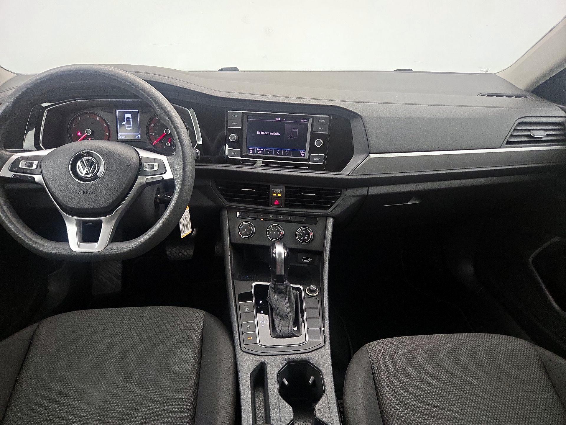 Thumbnail: 2019 Volkswagen Jetta - 9
