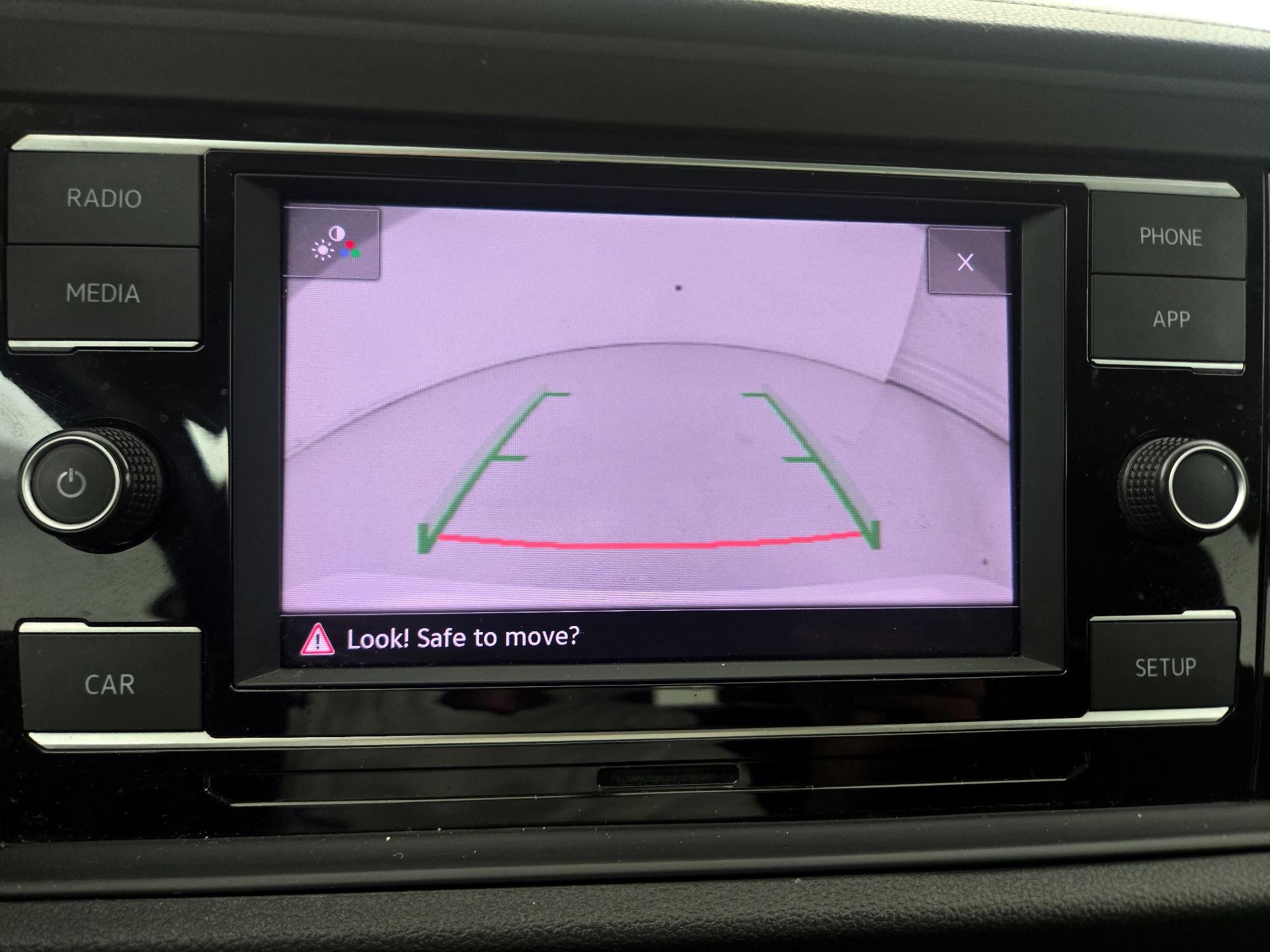 Thumbnail: 2019 Volkswagen Jetta - 14