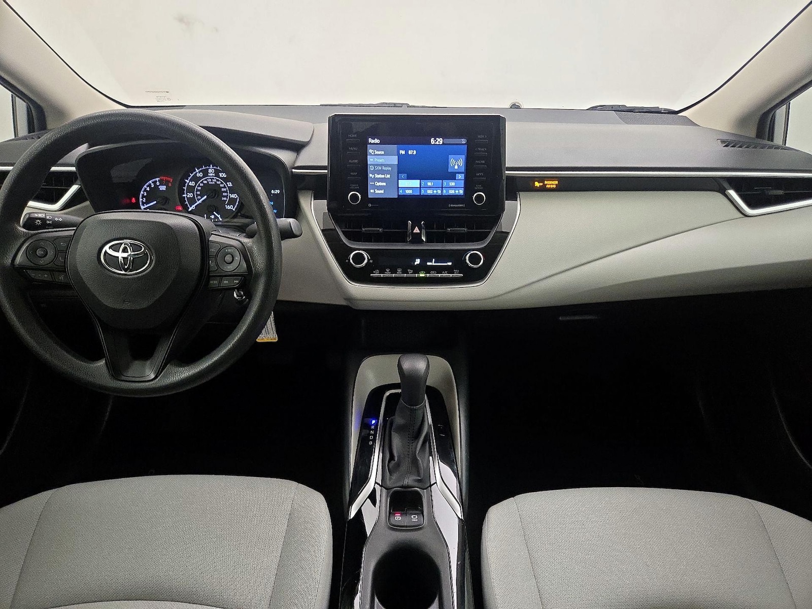 2022 Toyota Corolla L - Photo 10