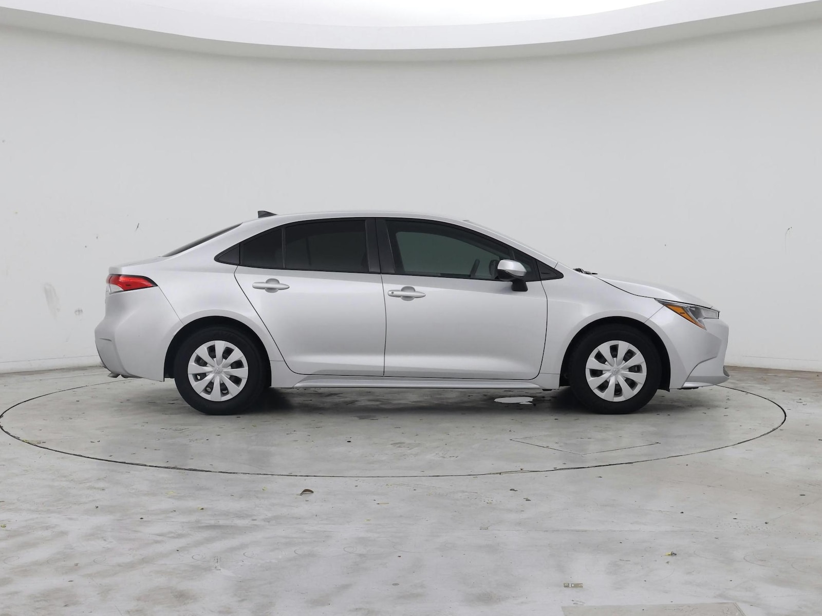 2022 Toyota Corolla L - Photo 8