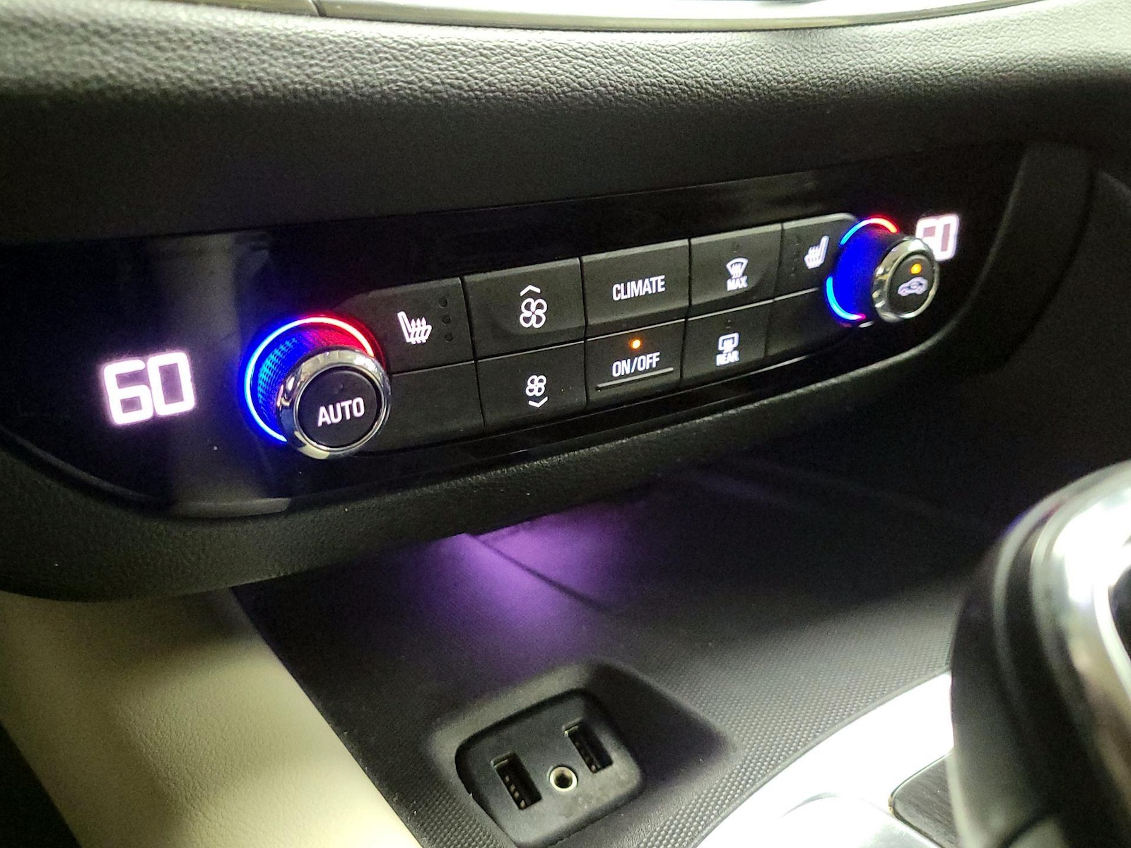2019 Buick Enclave Essence - Photo 17