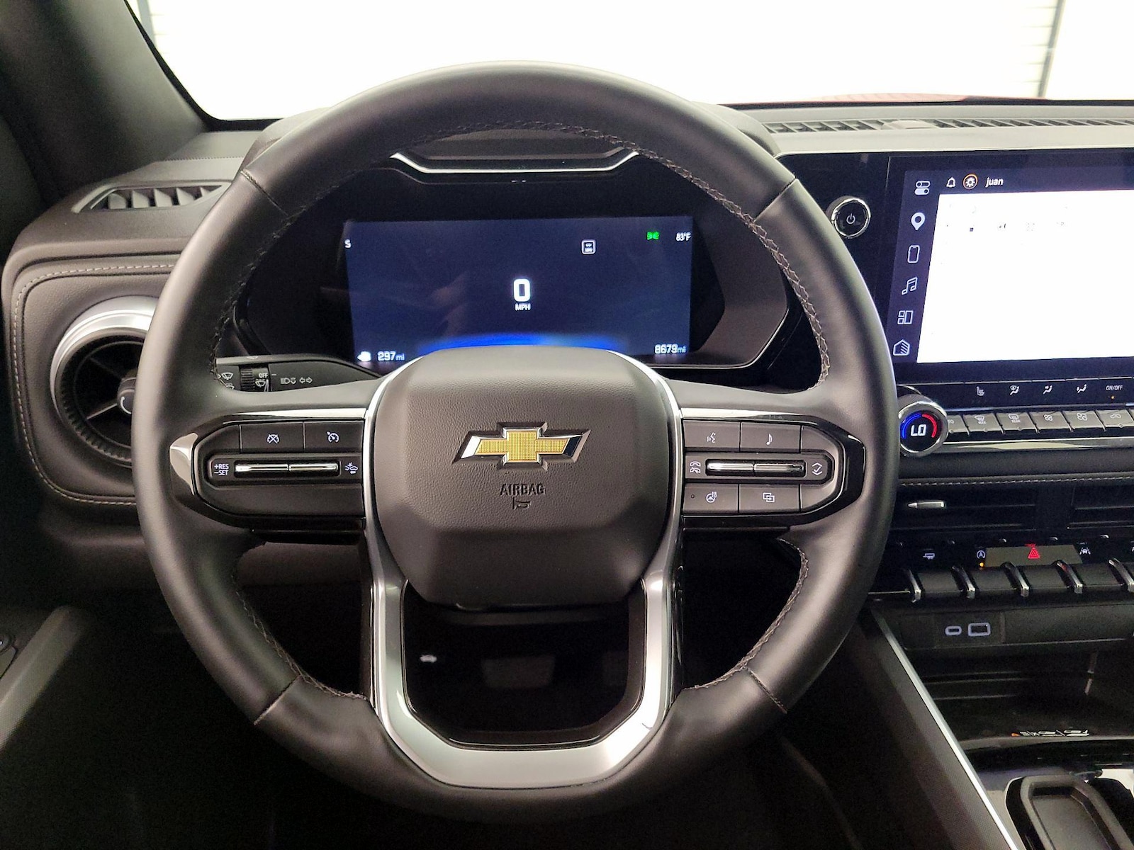 2025 Chevrolet Colorado LT - Photo 11