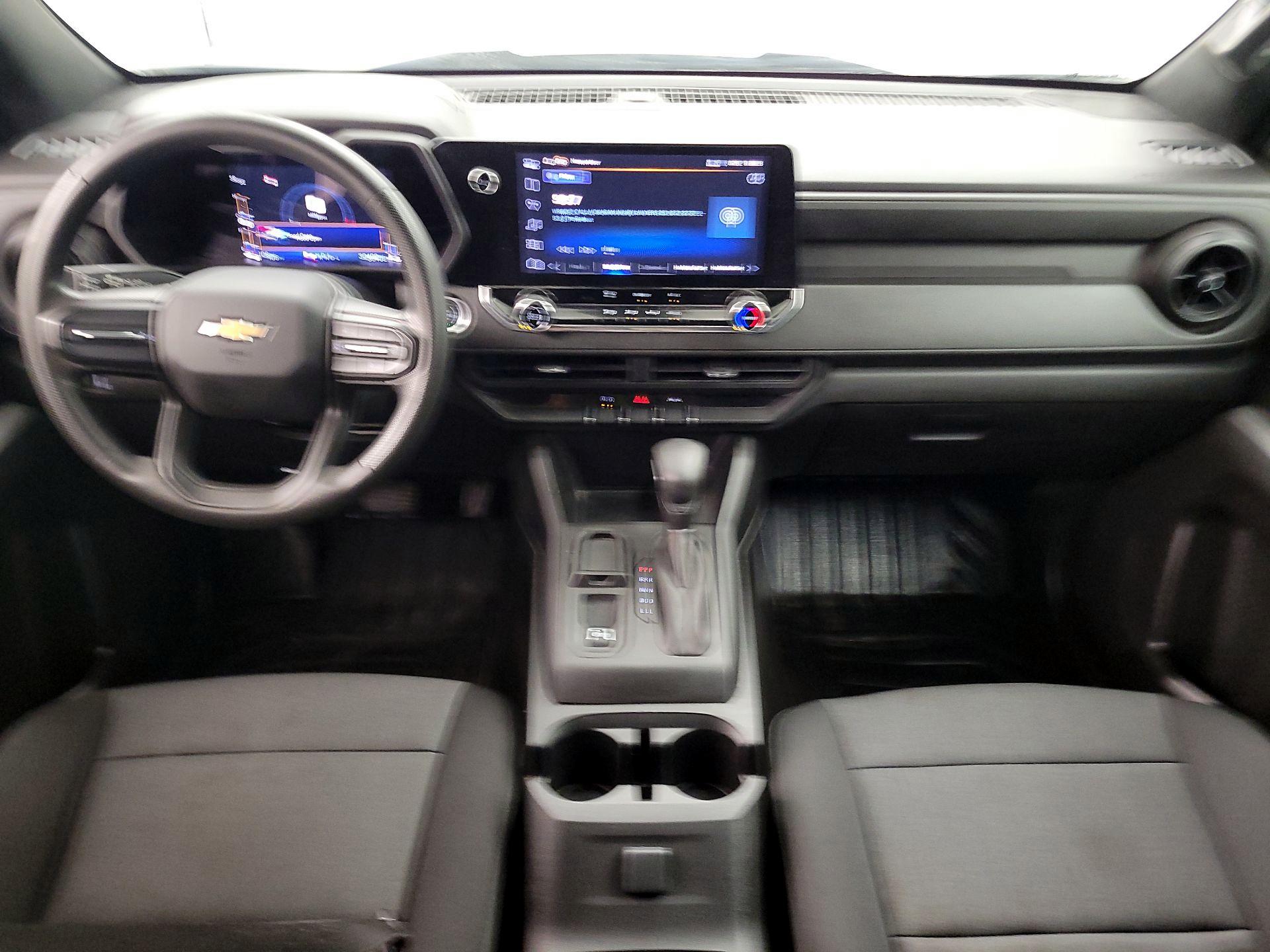 Thumbnail: 2023 Chevrolet Colorado - 9