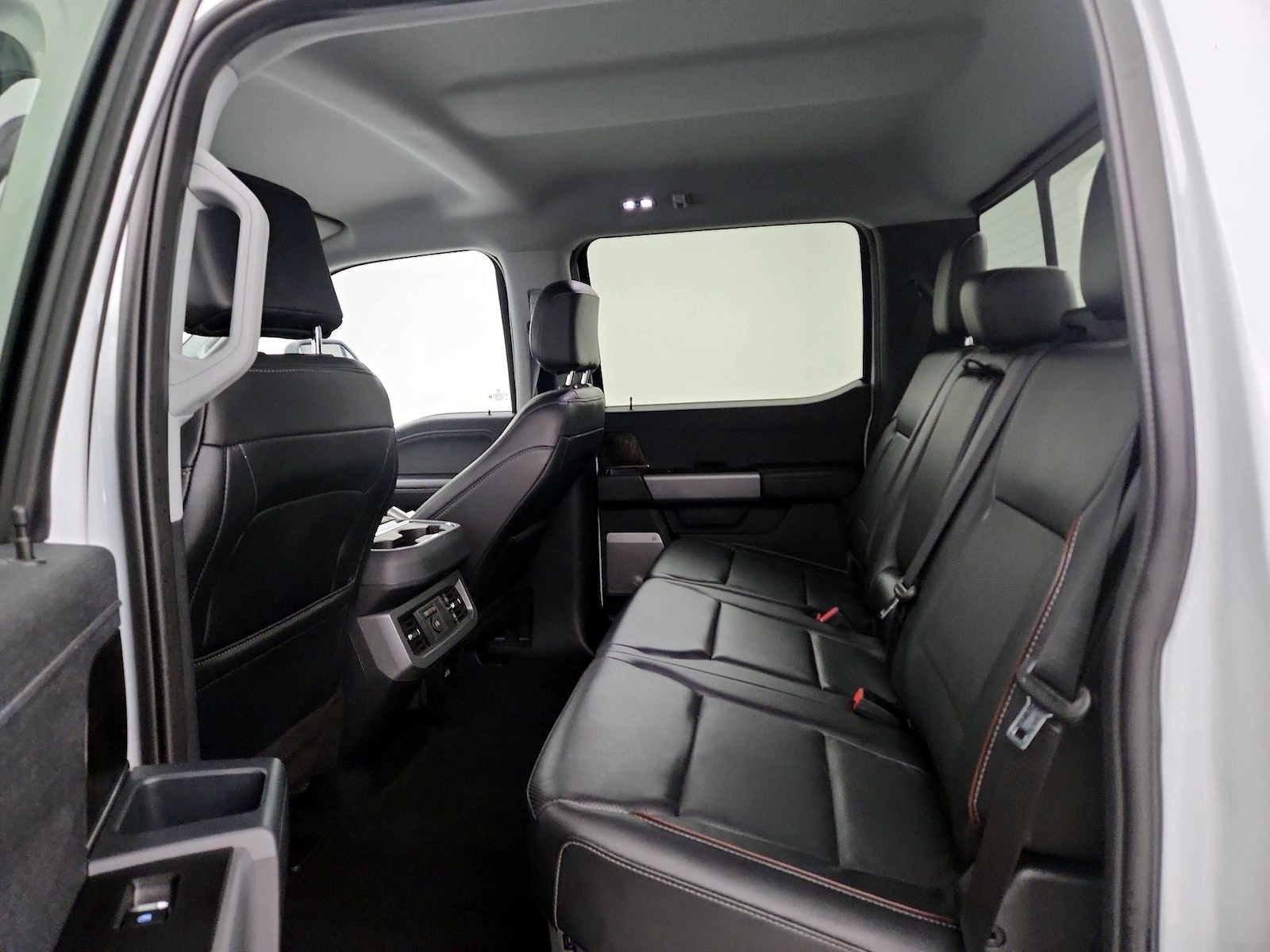 2024 Ford F-350 Super Duty Lariat - Photo 12