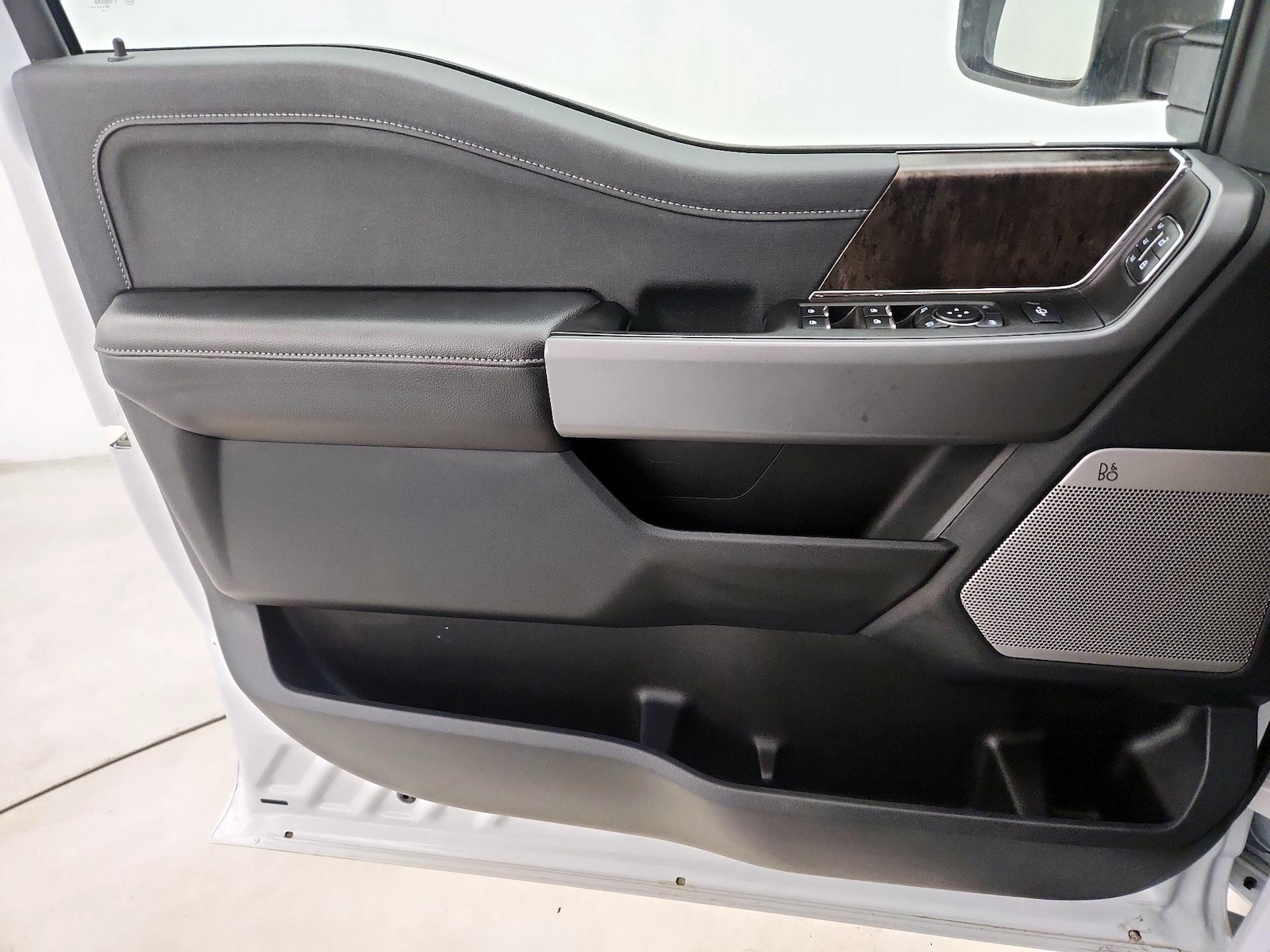 2024 Ford F-350 Super Duty Lariat - Photo 13