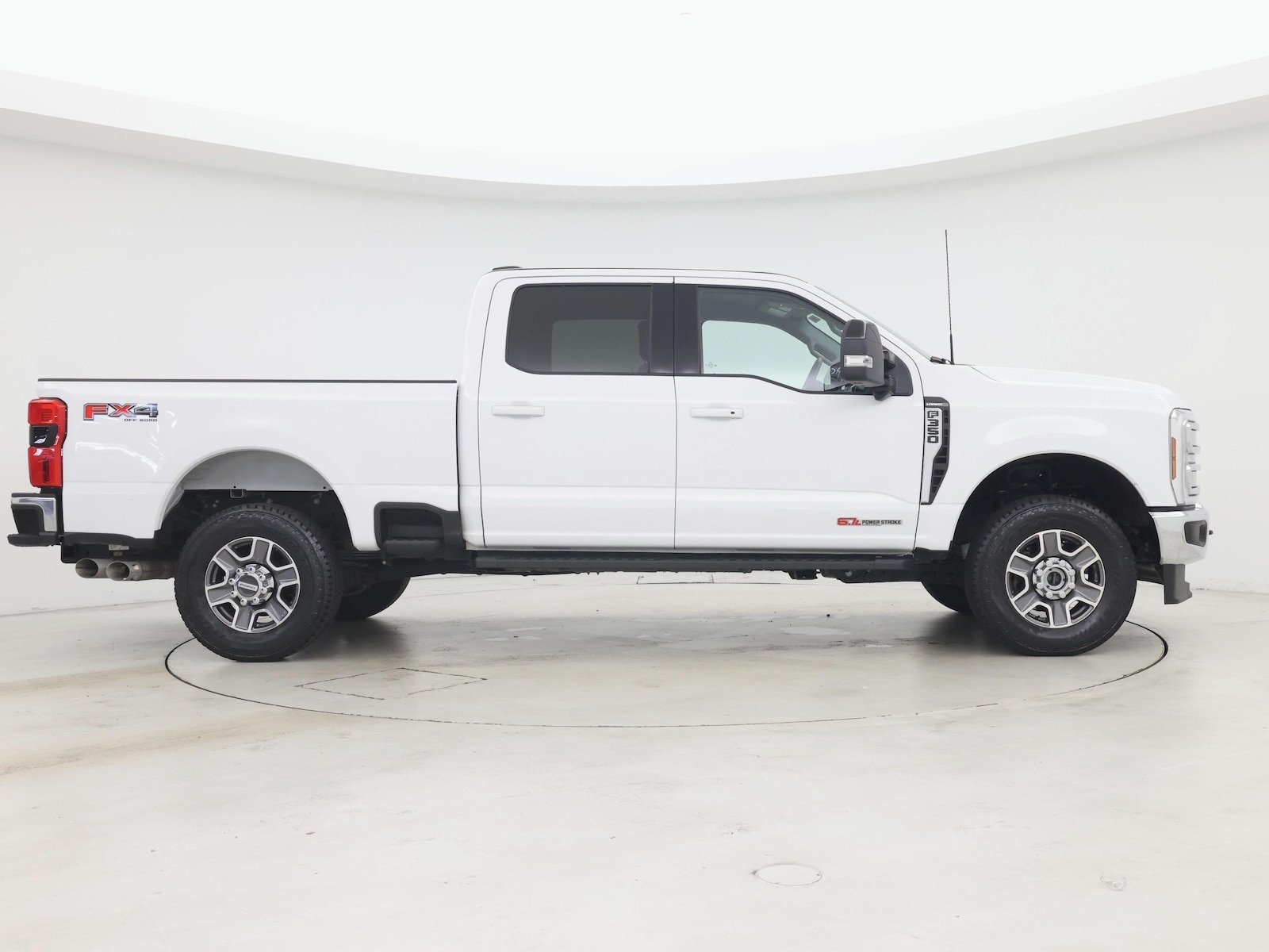 2024 Ford F-350 Super Duty Lariat - Photo 8