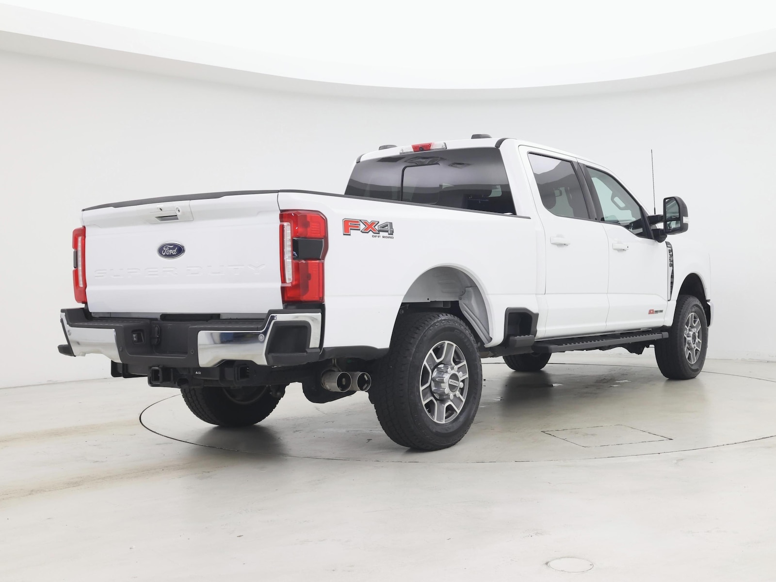 2024 Ford F-350 Super Duty Lariat - Photo 9