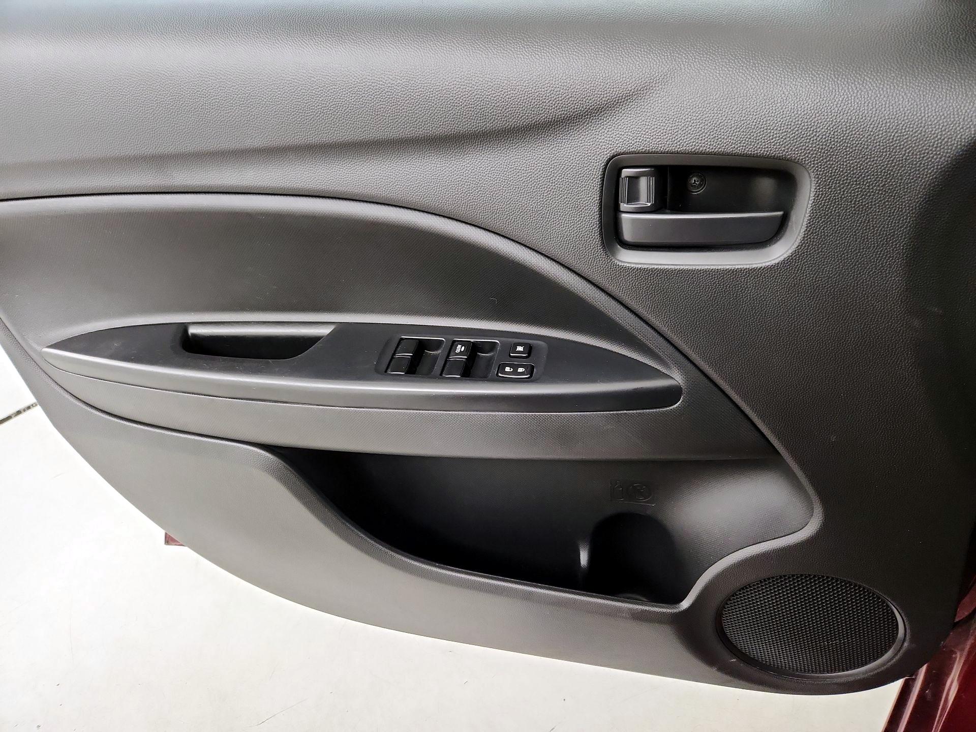Thumbnail: 2021 Mitsubishi Mirage - 12