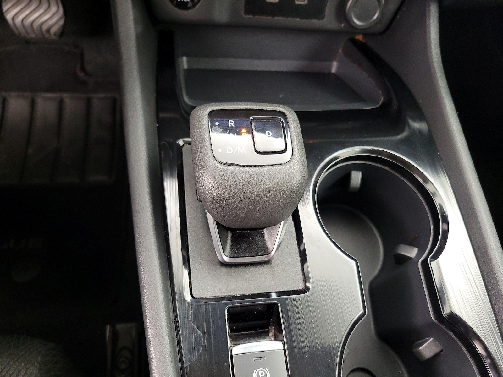 2025 Nissan Rogue SV, photo 18